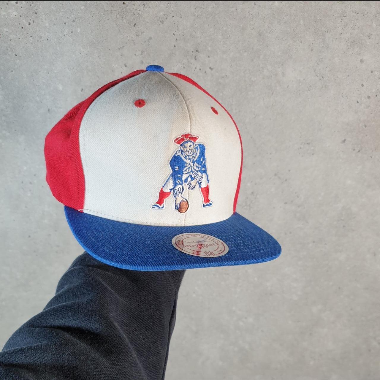 Vintage NFL Mitchell & Ness New England Patriots Cap Men’s USA Spellout Athletic C8520