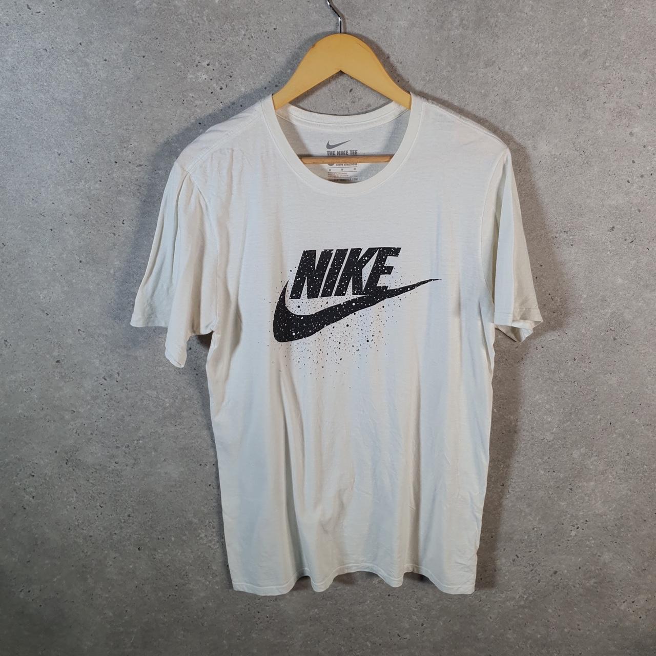 Vintage Nike Club Spellout T Shirt Men’s Medium White Logo Swoosh Athletic