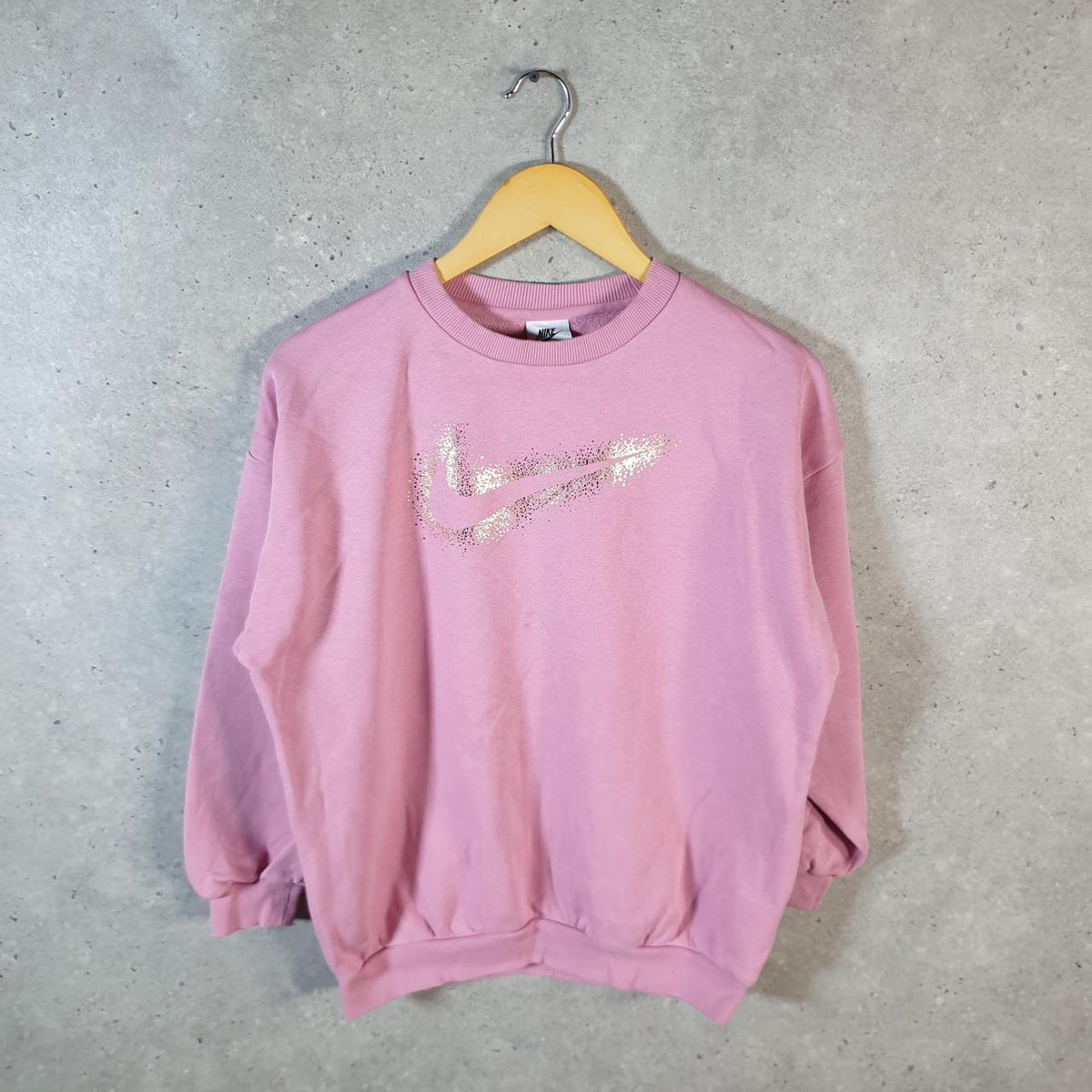 Vintage Nike Spellout Hoodie Girls Large Pink Swoosh Y2K Pullover Logo