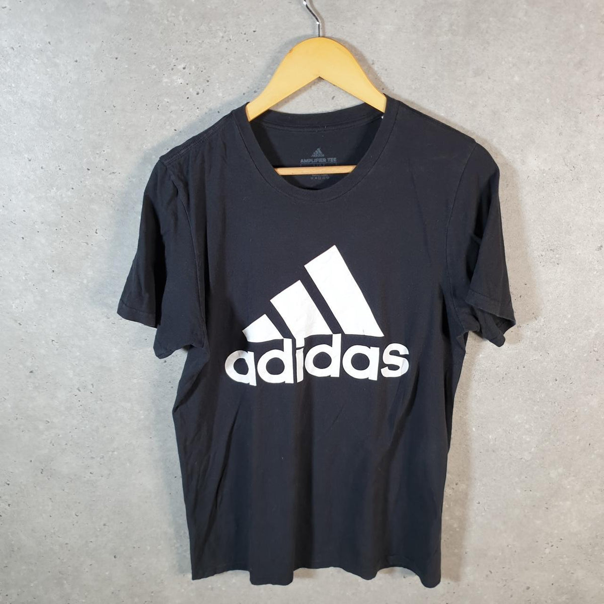 Vintage Adidas Amplifier T Shirt Men’s Medium Black Three Stripes Logo Athletic