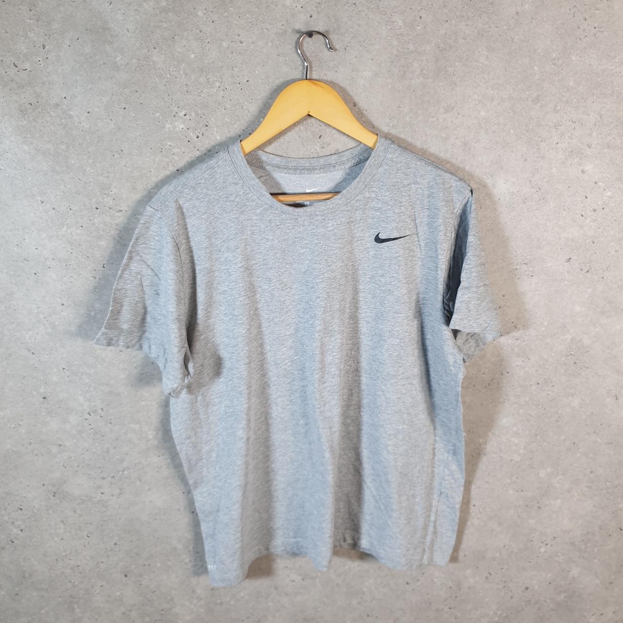 Vintage Nike Dri Fit Club T Shirt Men’s Large Grey Logo Swoosh Athletic