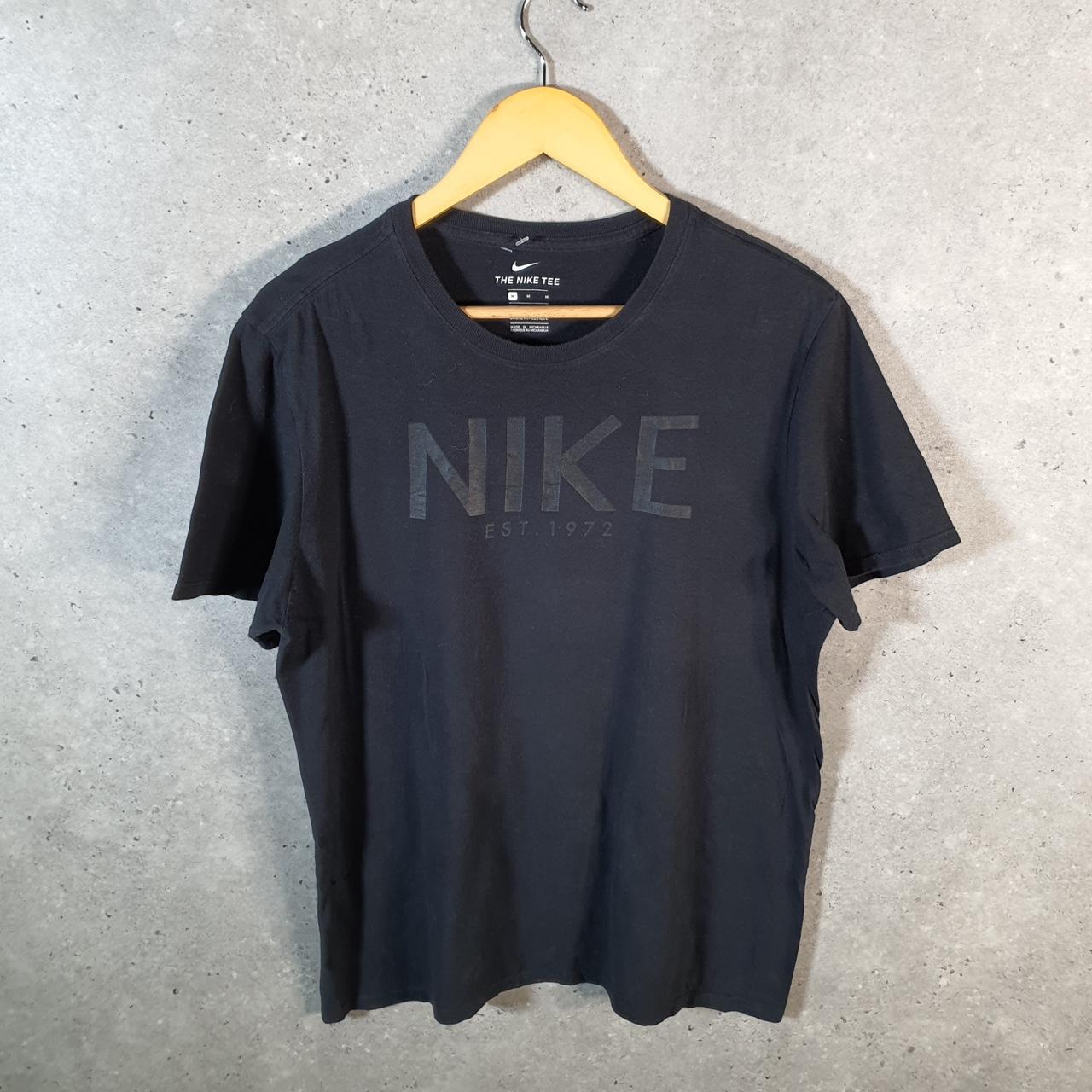 Vintage Nike Spellout Club T Shirt Men’s Medium Black Logo Swoosh Athletic