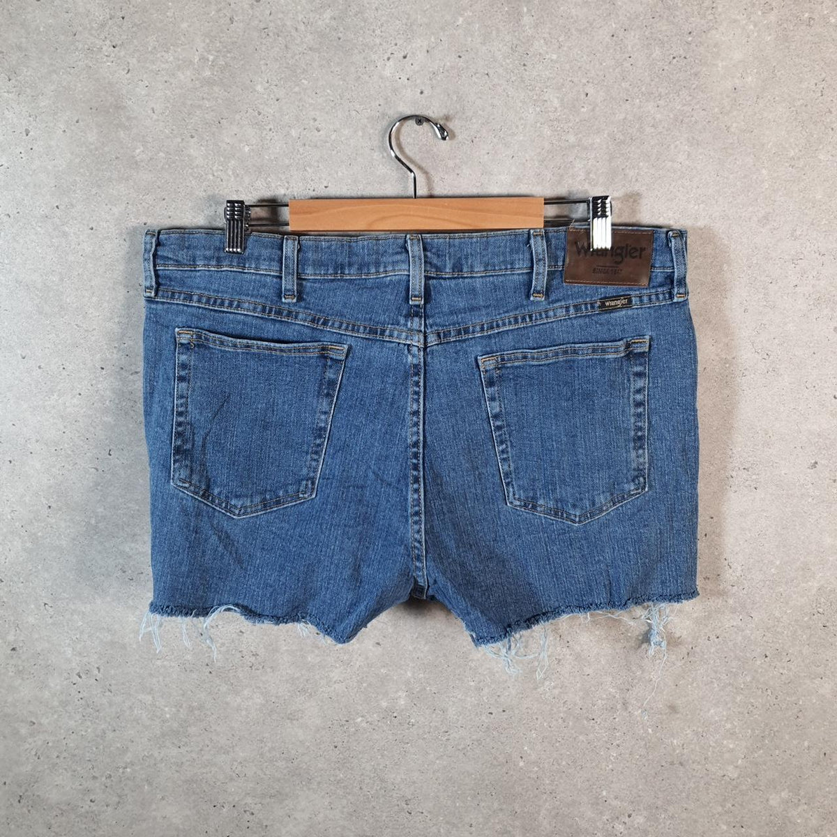 Vintage Wrangler Cut Short Baggy Shorts Jorts Cargo Womens W38 Blue Relaxed Denim A4560