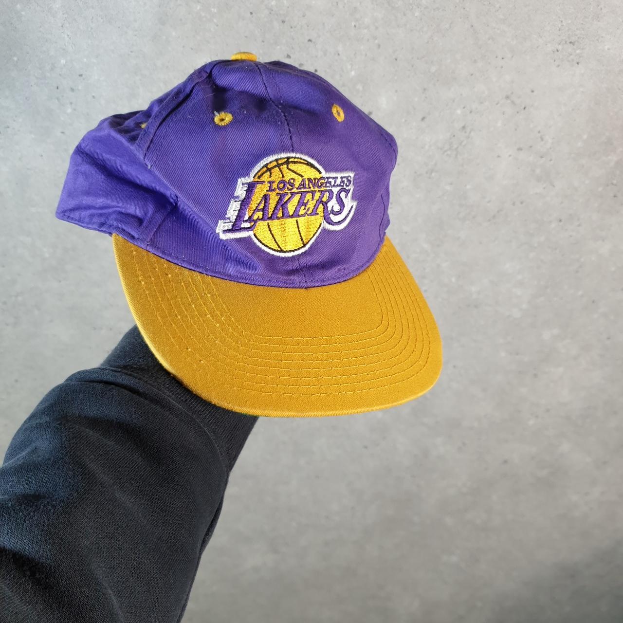 Vintage NBA Los Angeles Lakers Adjustable Cap Men’s USA Spellout Athletic C8506