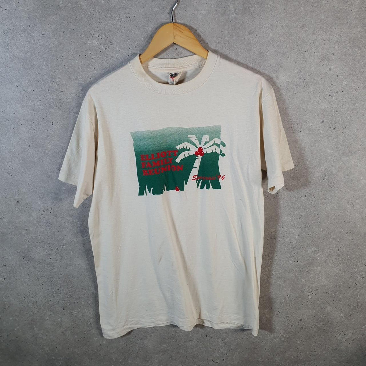 Vintage Oneita Power Sawgrass 1996 T Single Stitch T Shirt Men’s medium White Big Fish Vintage