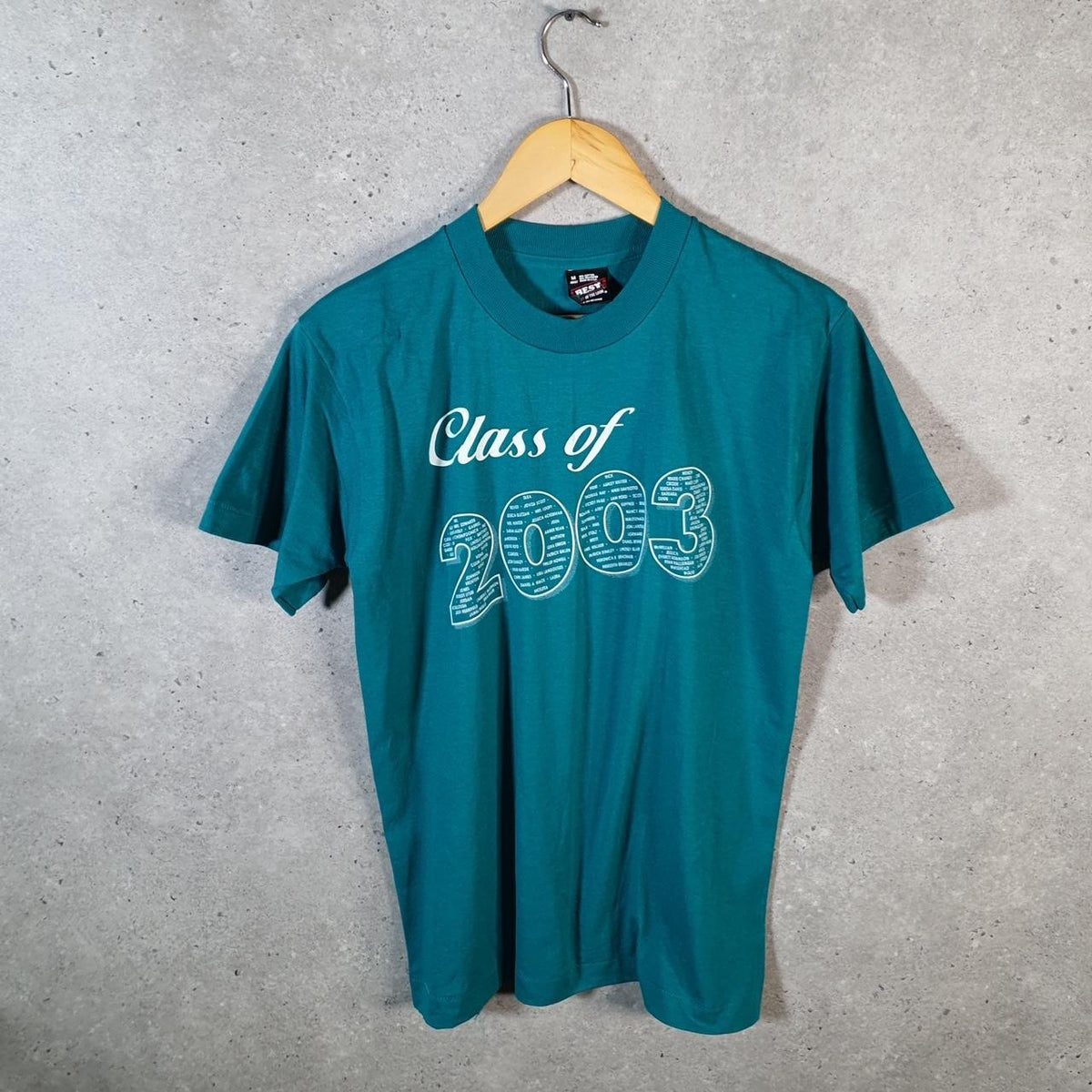 Vintage Fruit of the Loom USA 2003 School Leavers Single Stitch T Shirt Men’s Medium Blue Big Fish Vintage