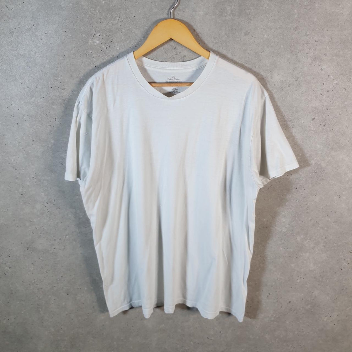 Vintage Calvin Klein Blank T Shirt Men’s XL White Casual Sports