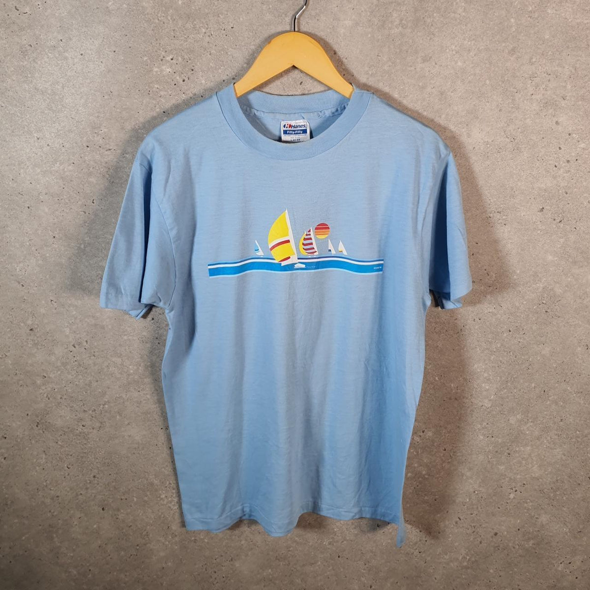 Vintage Hanes 1980 Fort Scott Sailing Club USA Single Stitch T Shirt Men’s Large Blue C9536
