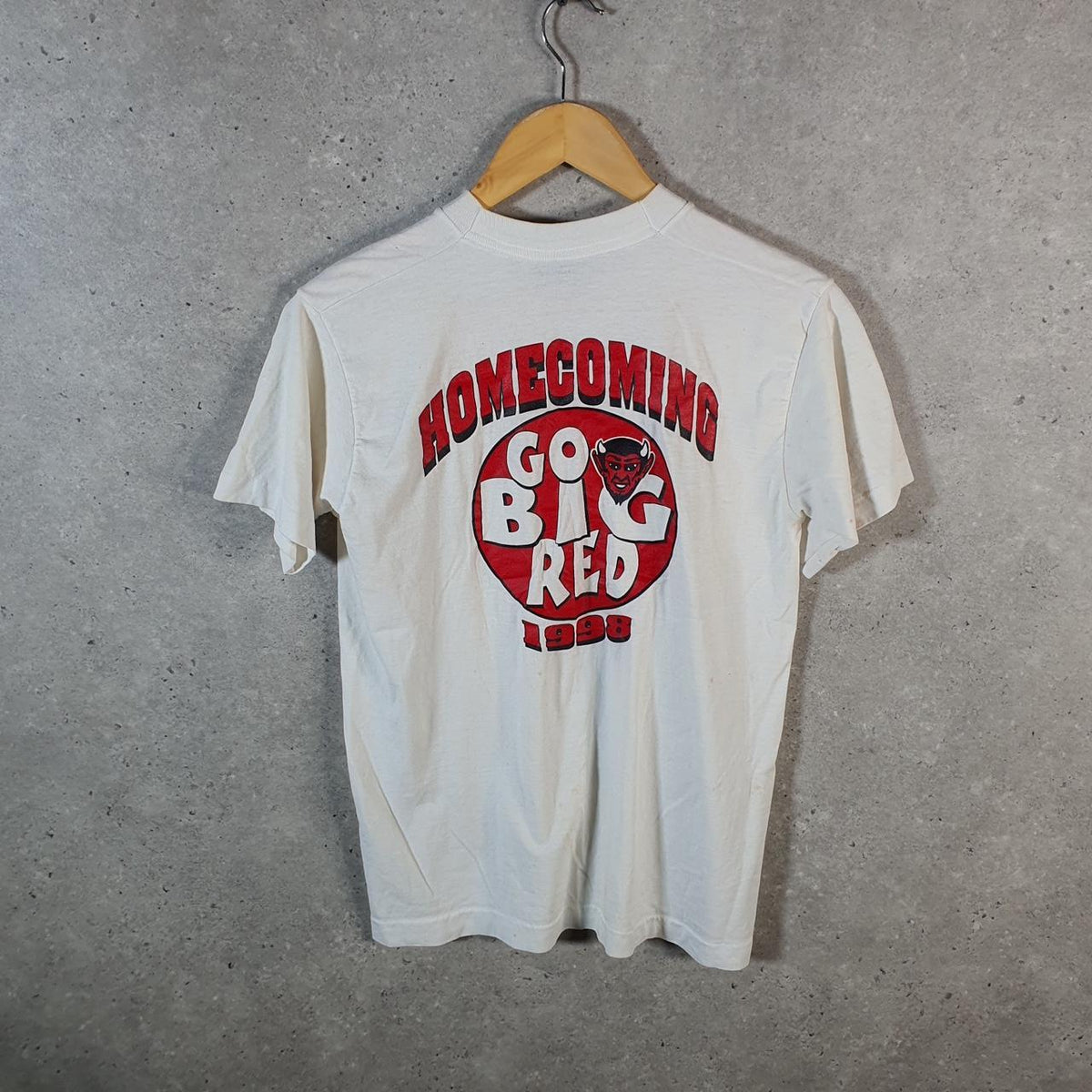 Vintage Best Fruit of the Loom Go Reds 1998 Homecoming Single Stitch T Shirt Men’s Medium White Big Fish Vintage