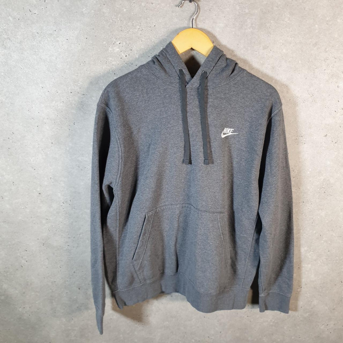 Vintage Nike Club Embroidered Hoodie Men’s Medium Grey Swoosh Y2K Pullover