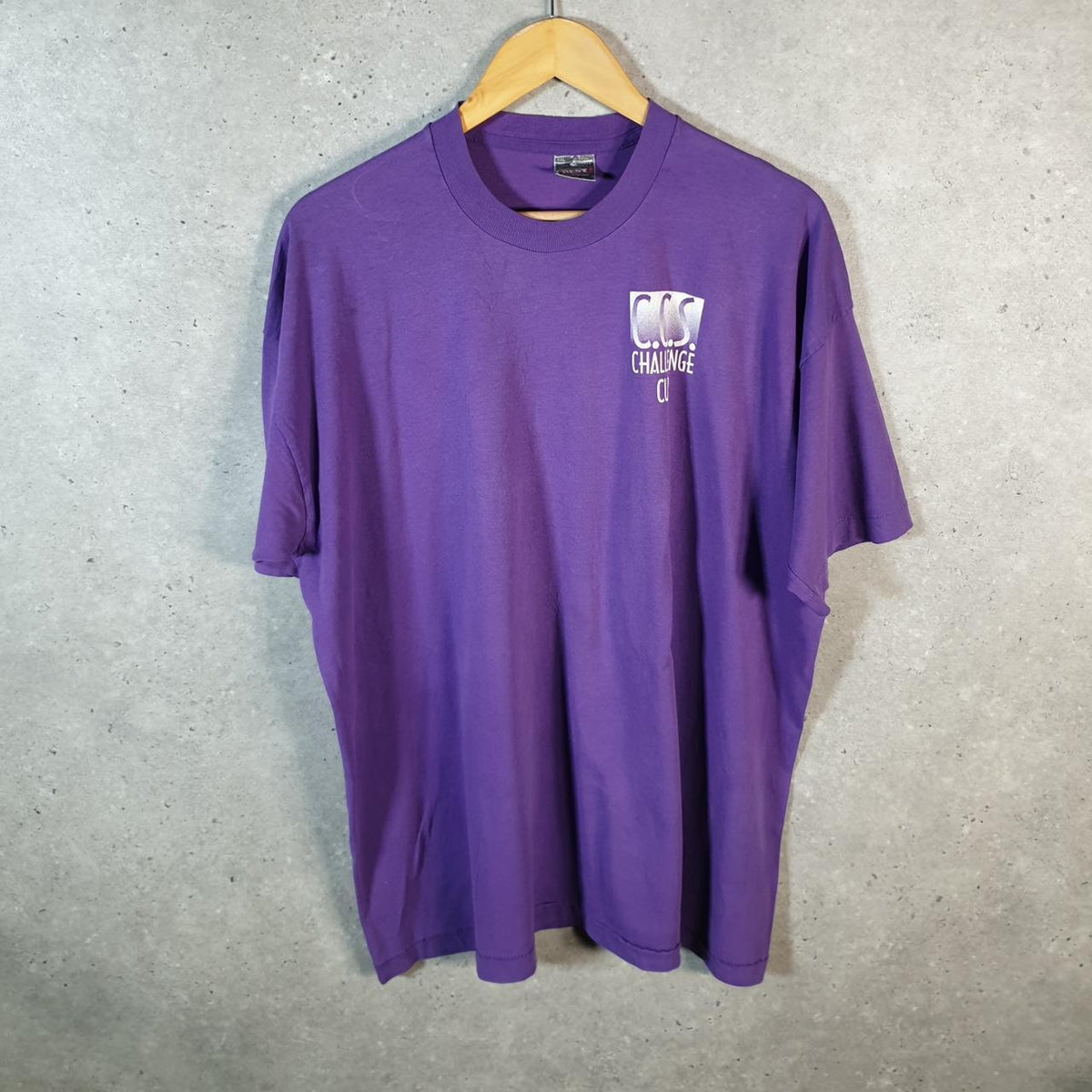 Vintage Fruit of the Loom Best Challenge Cup Monkey 90s USA Single Stitch T Shirt Men’s 2XL Purple Big Fish Vintage