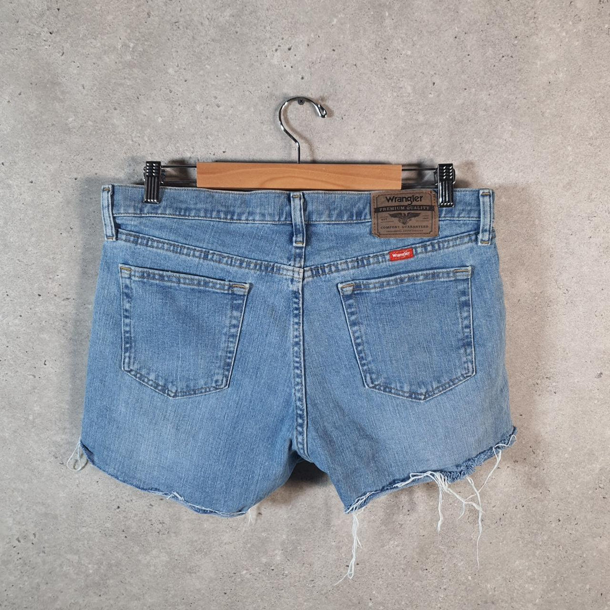 Vintage Wrangler Cut Short Baggy Shorts Jorts Cargo Womens W32 Blue Relaxed Denim A4541