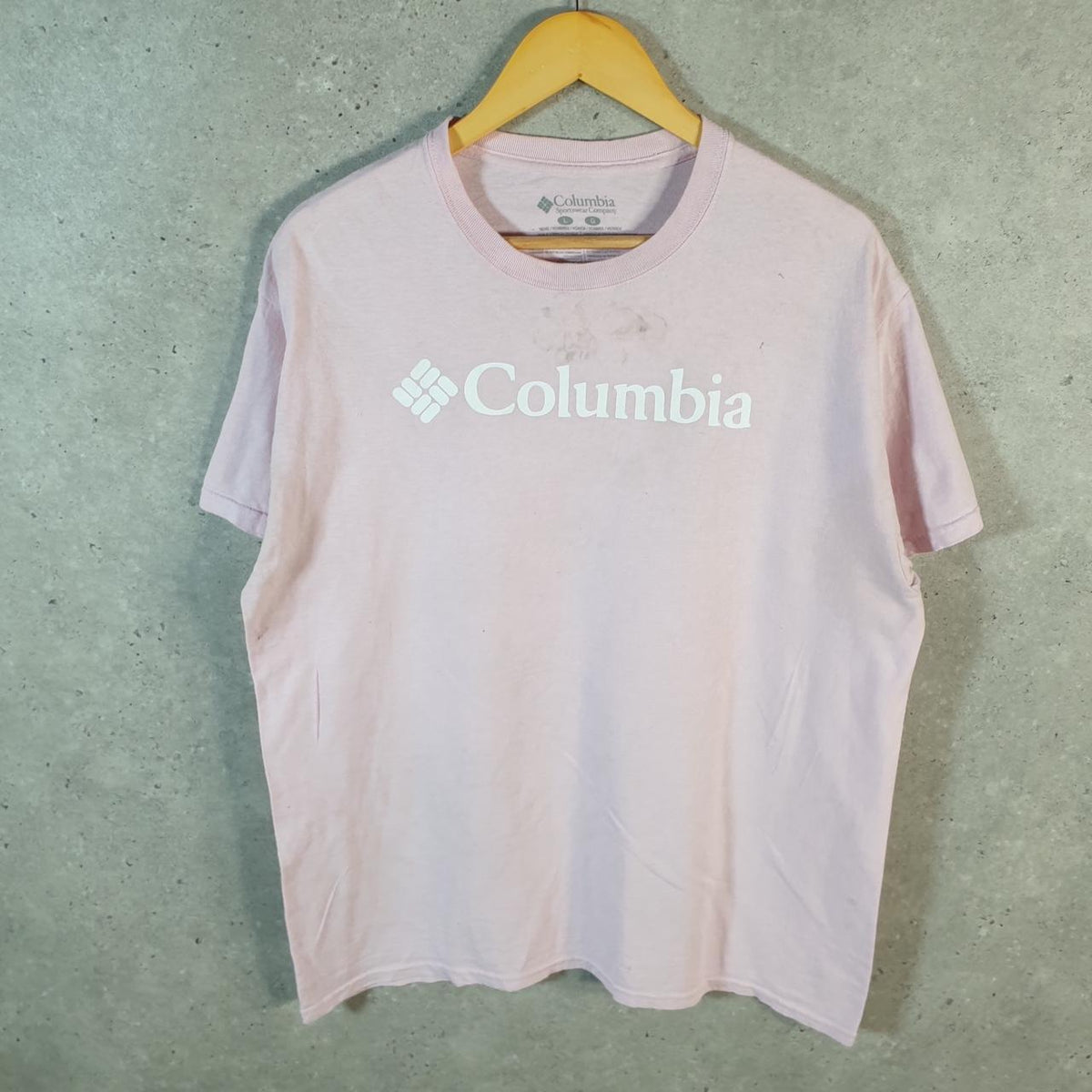 Vintage Columbia Spellout T Shirt Shirt Men’s Large Pink Logo Athletic
