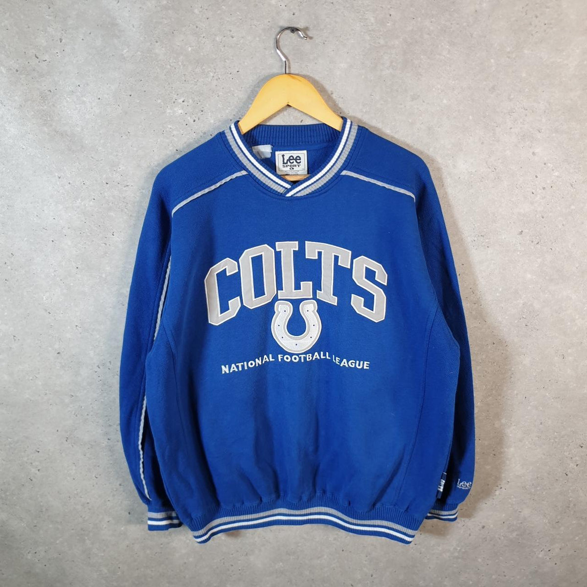 Vintage Lee Sport Indianapolis Colts NFL Sweatshirt Men’s Large Blue USA Pullover
