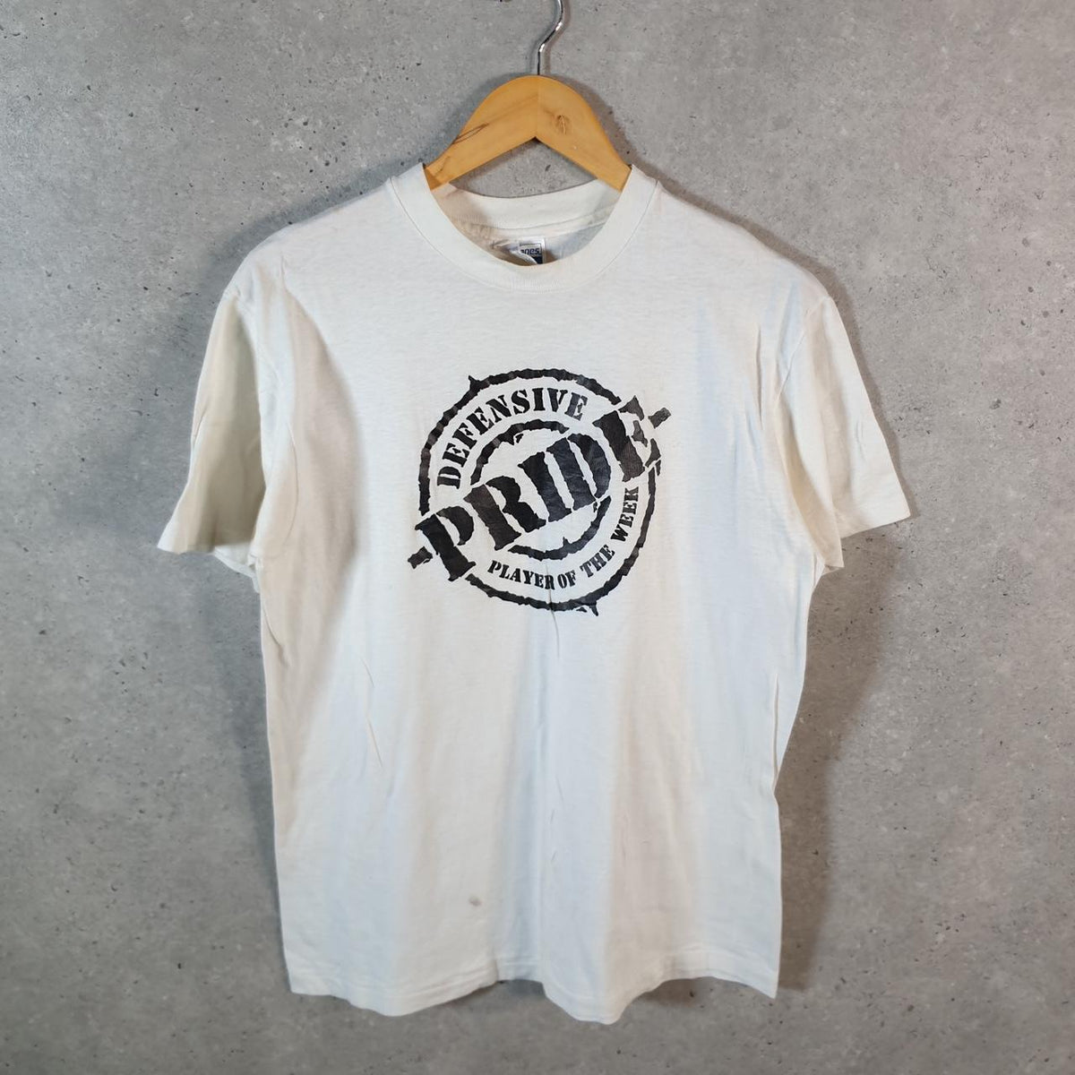 Vintage Hanes Defensive Pride 90s USA Single Stitch T Shirt Men’s Large White C8062