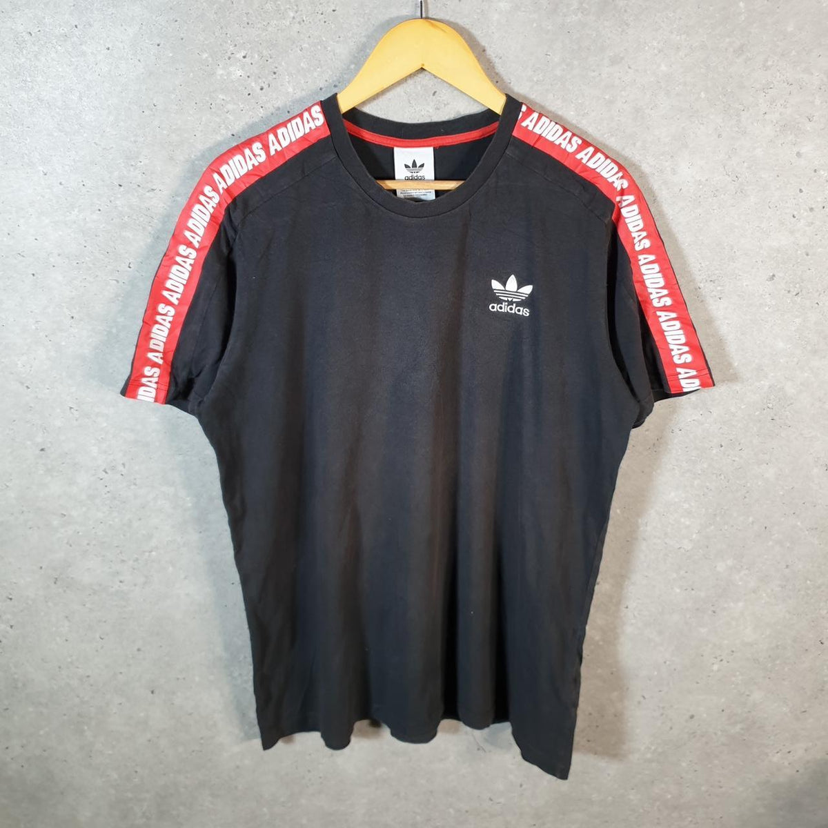 Vintage Adidas Spellout Trefoil Retro T Shirt Mens Medium Black Logo Athletic
