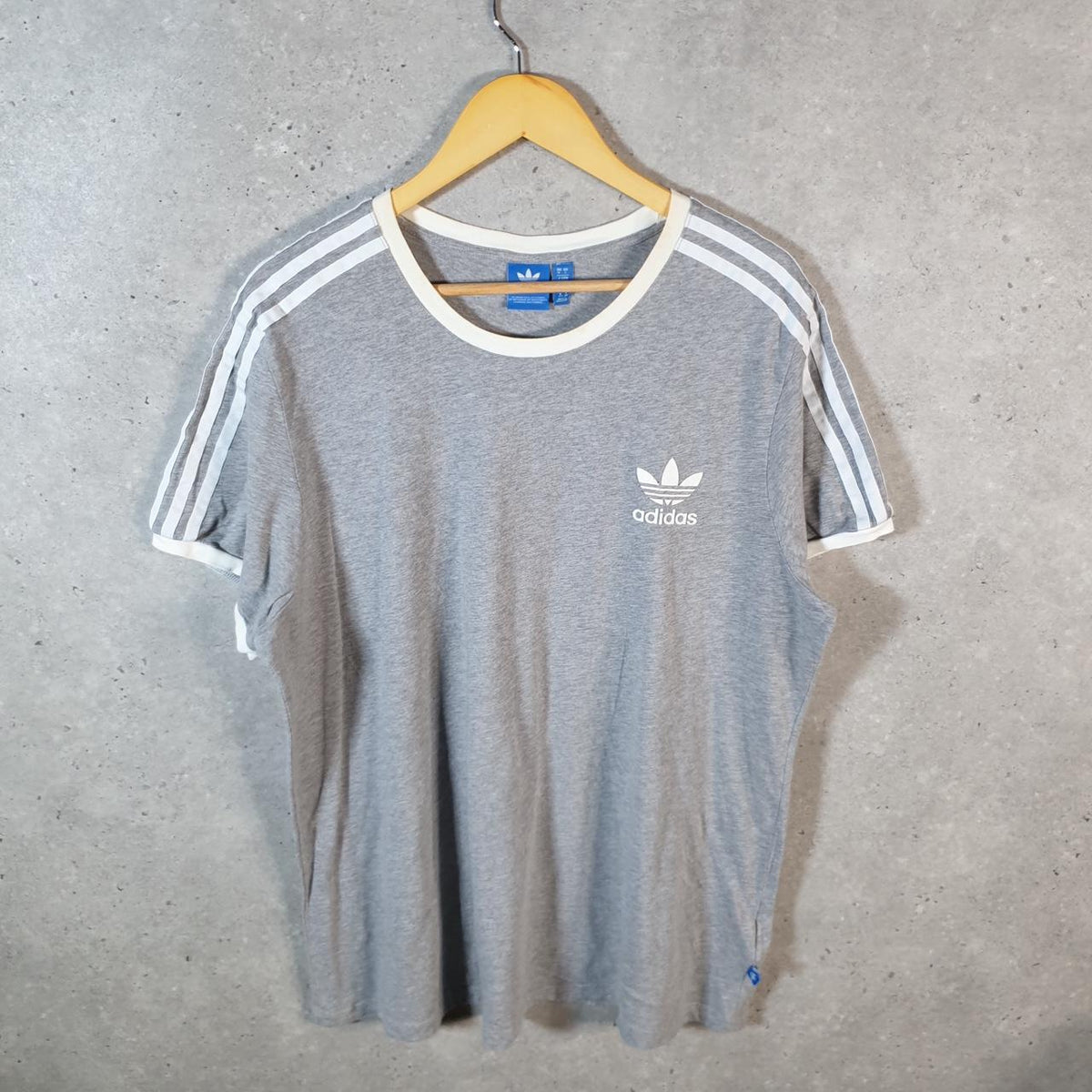 Vintage Adidas Embroidered Trefoil Retro T Shirt Womens UK18 Grey Logo Athletic