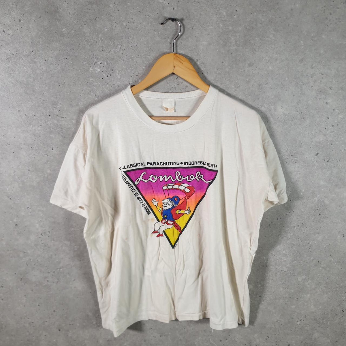 Vintage Benua Parachuting Indonesia 1991 Lombok Single Stitch T Shirt Men’s Small White