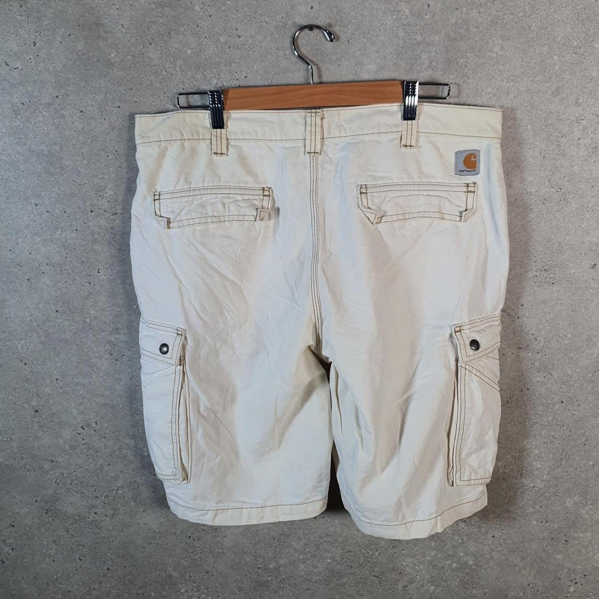 Vintage Carhartt Baggy Carpenter Shorts Jorts Cargo Men’s W36 Beige Relaxed Fit Workwear Big Fish Vintage
