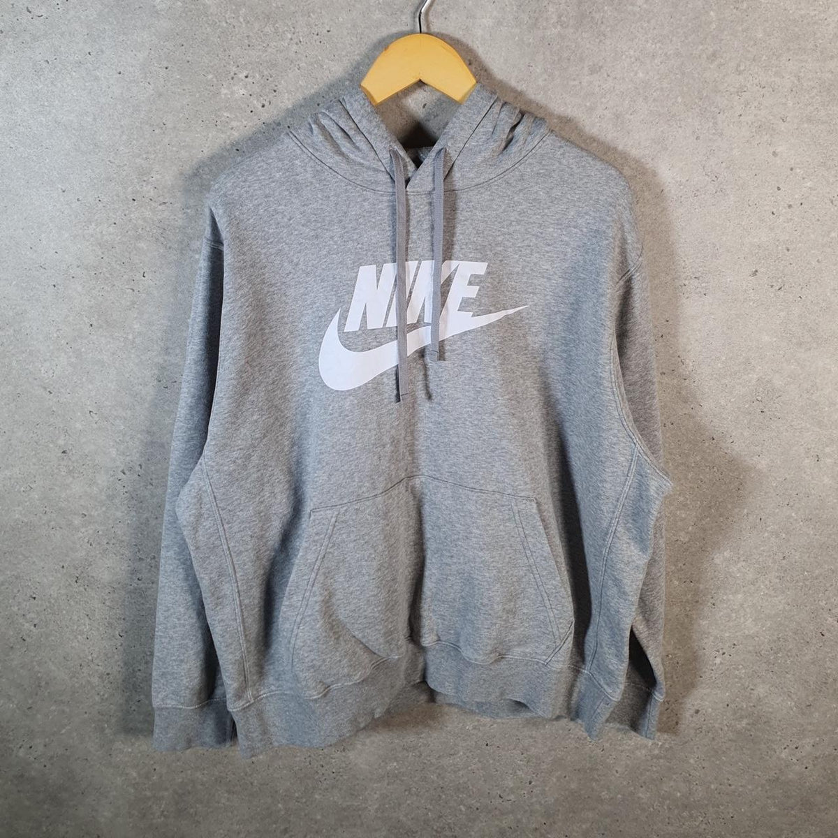 Vintage Nike Club Hoodie Men’s XL Grey Swoosh Y2K Pullover Sweatshirt Logo