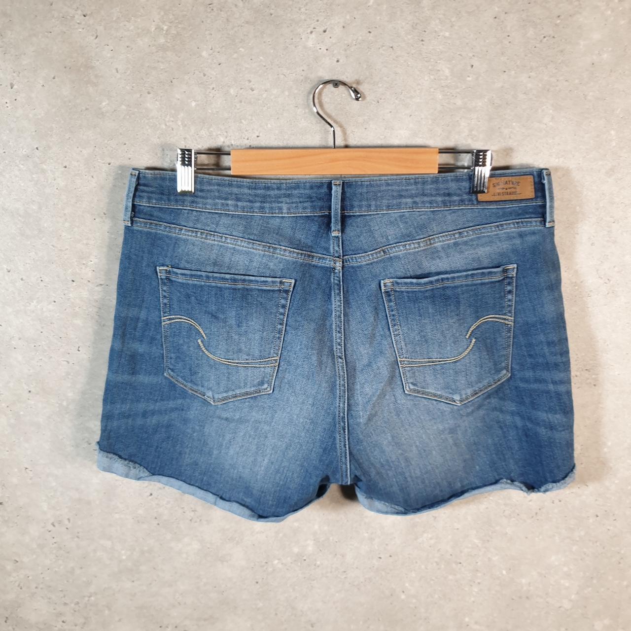 Vintage Levi’s Baggy Shorts Jorts Cargo Womens W33 Blue relaxed Denim