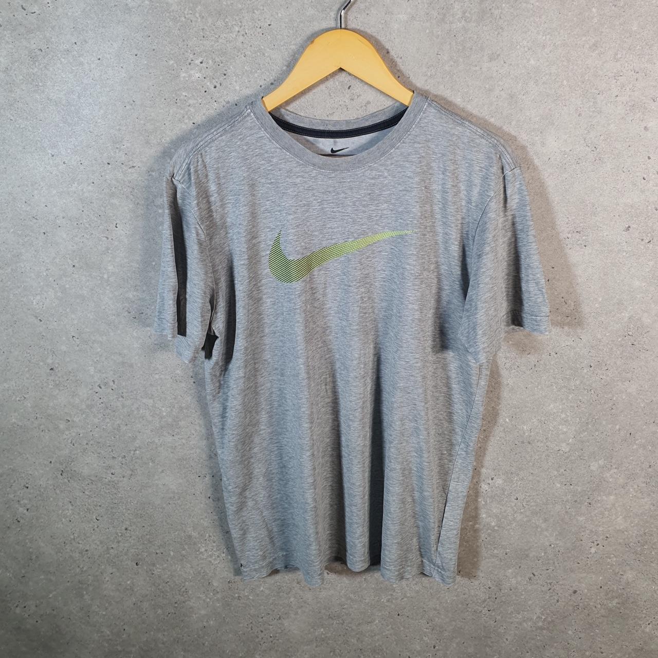 Vintage Nike Dri Fit Running T Shirt Shirt Men’s Medium Grey Logo Swoosh Athletic C9717