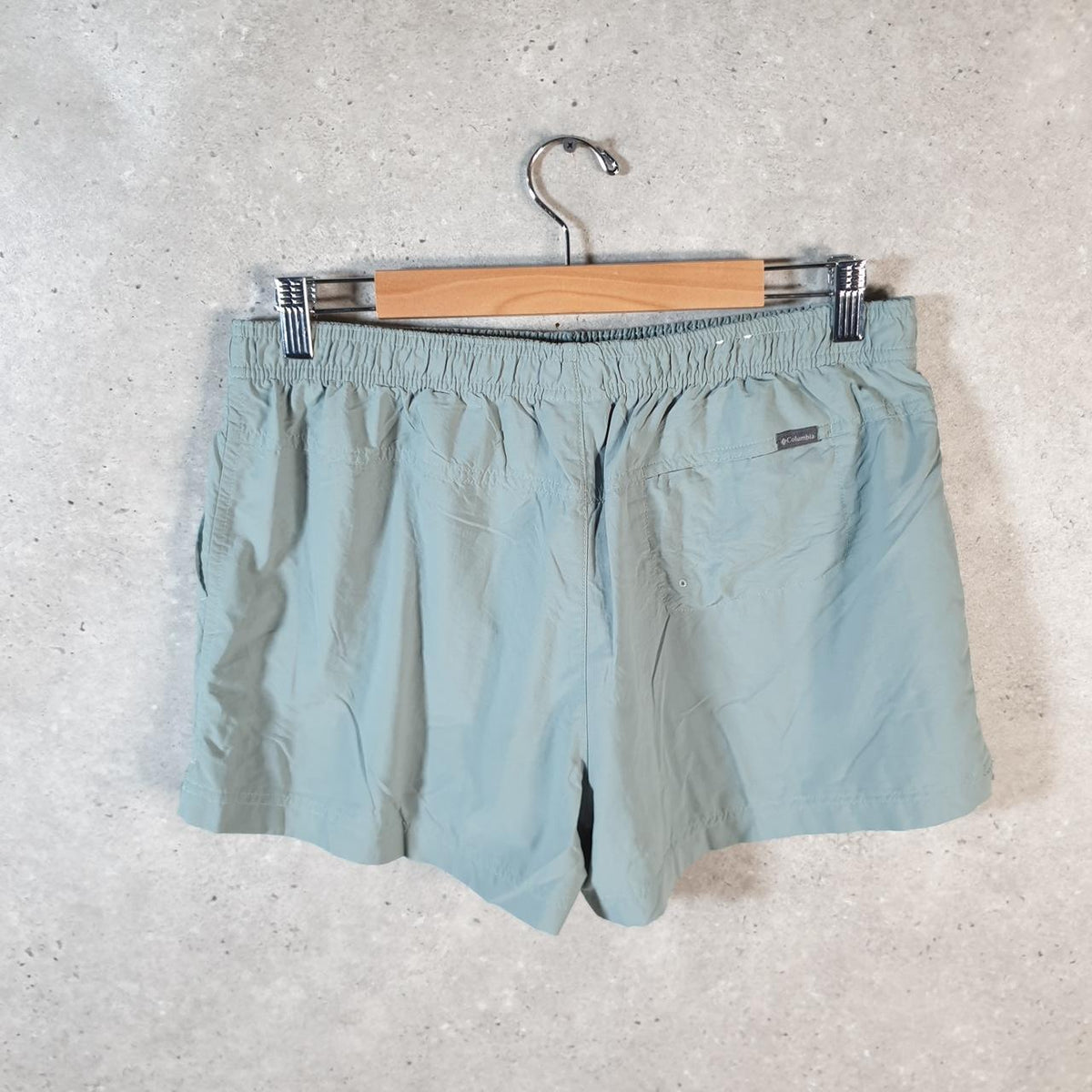Vintage Columbia Performance Fishing Gear Shorts Womens Large Blue Athletic Hiking
