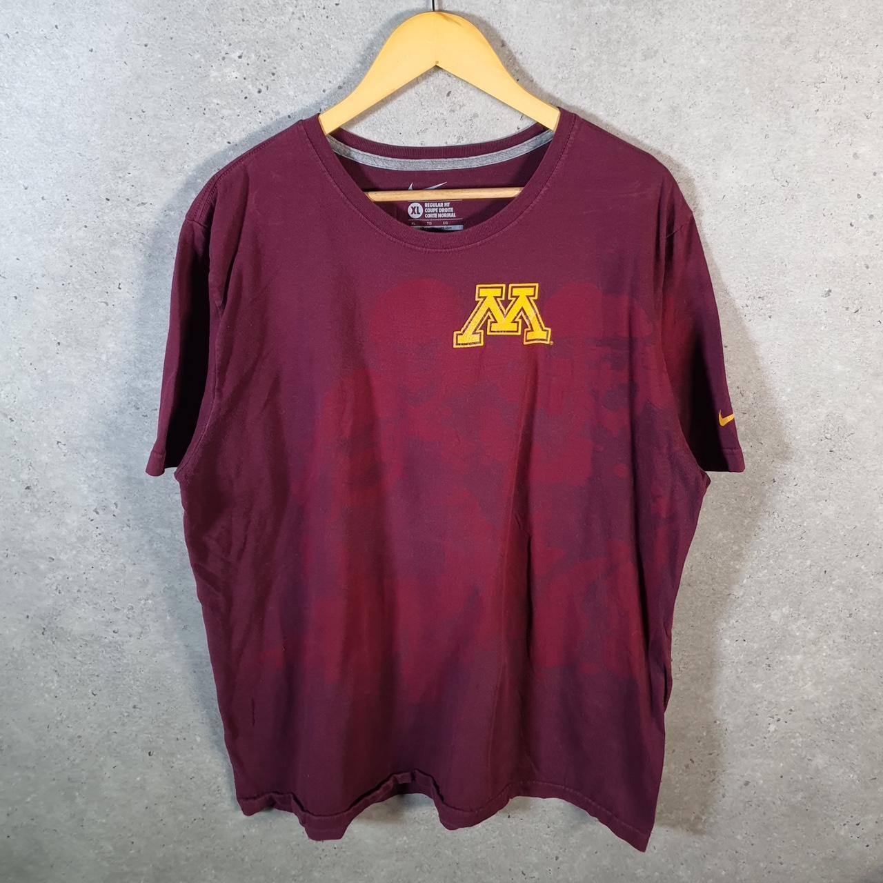 Vintage Nike Minnesota Graphic Spellout T Shirt Men’s XL Burgundy Swoosh Athletic