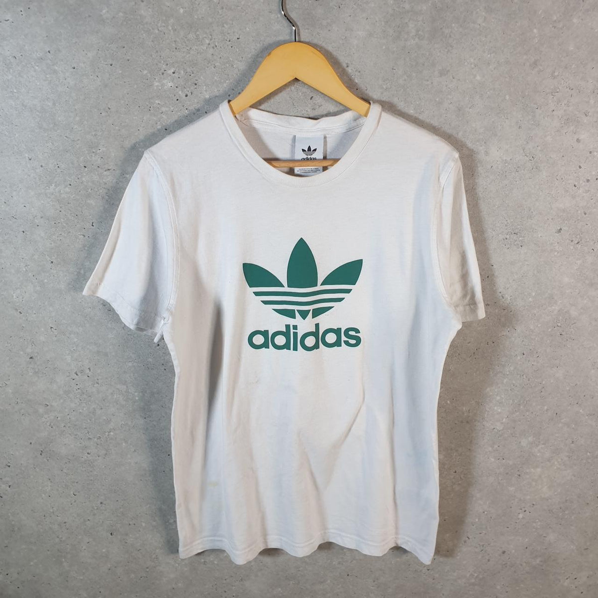 Vintage Adidas Trefoil T Shirt Men’s Medium White Spellout Logo Athletic