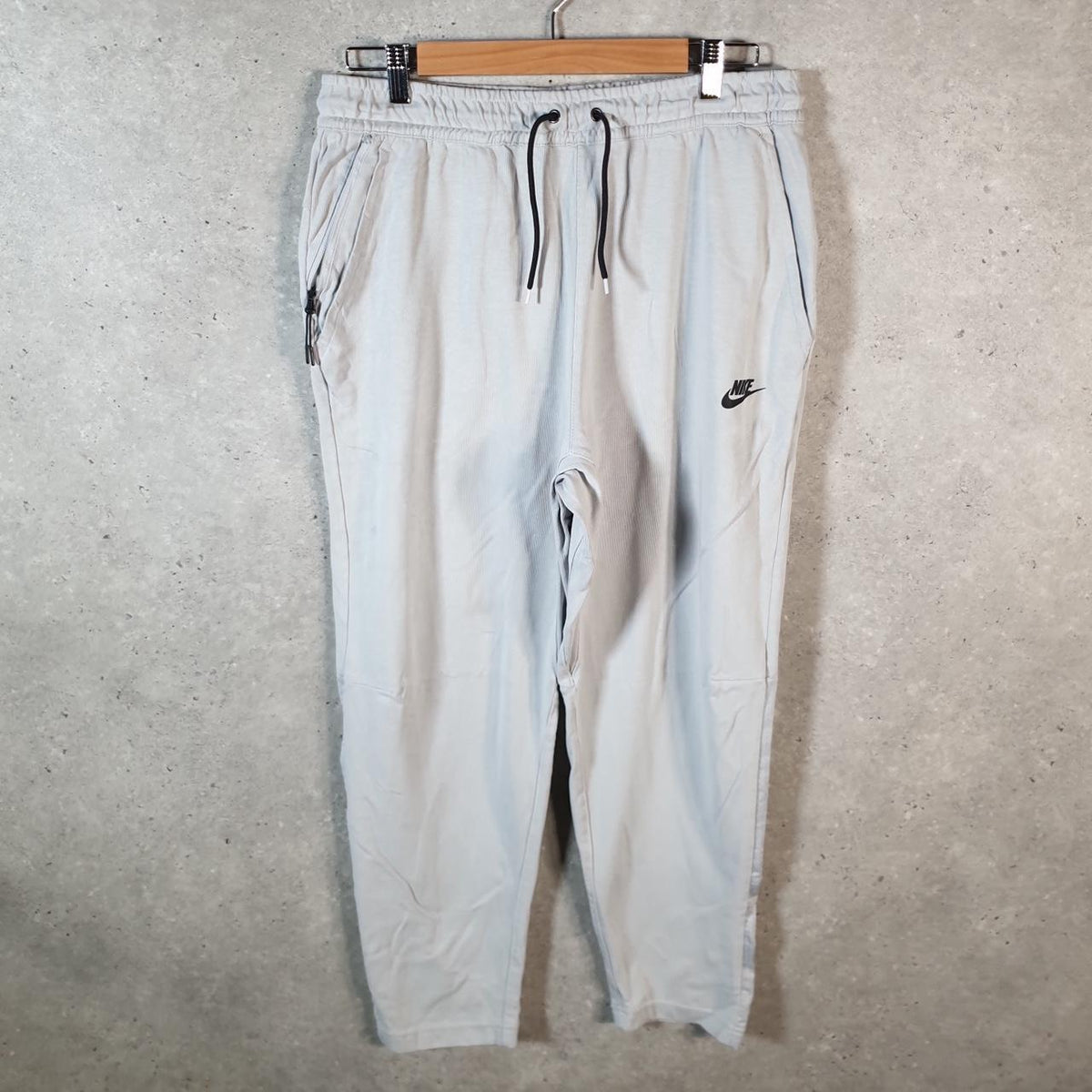 Vintage Nike Club Sweatpant Joggers Mens Large Grey Swoosh Sports Tracksuit Big Fish Vintage