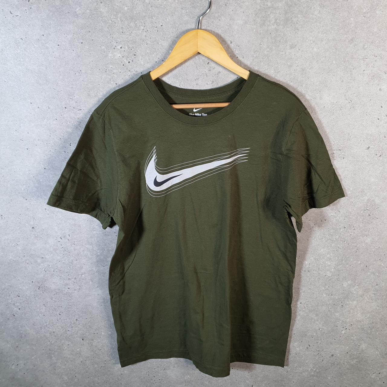 Vintage Nike Club T Shirt Men’s Medium Green Swoosh Y2K Pullover Logo
