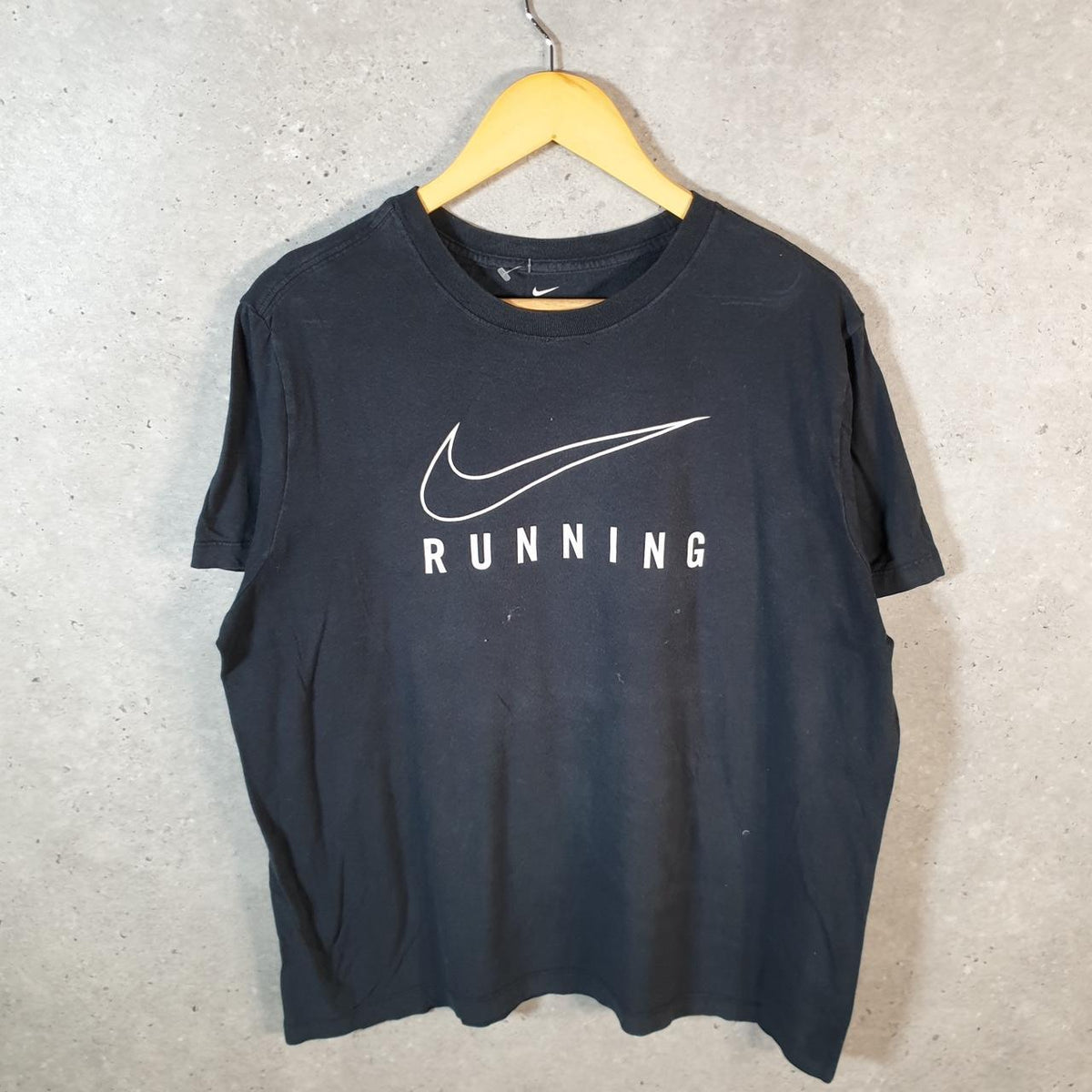 Vintage Nike Running T Shirt Men’s Large Black Logo Swoosh Athletic