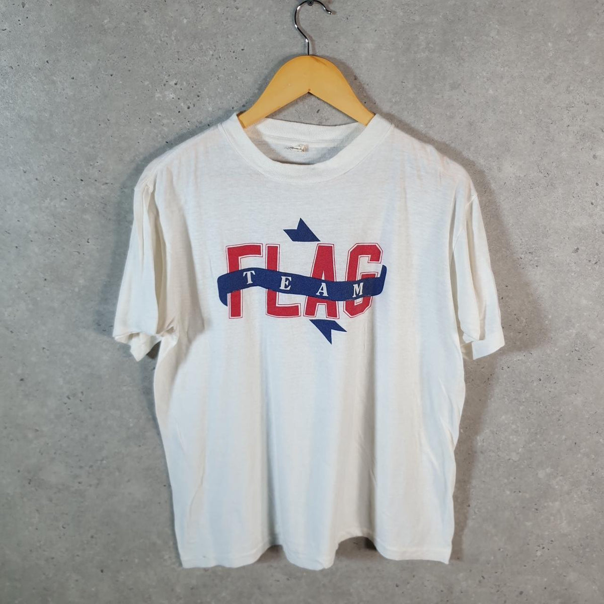 Vintage Team Flag Graphic USA 90s Single Stitch T Shirt Men’s Small White C8748