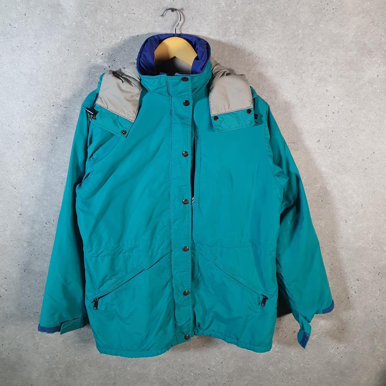 Vintage L.L. Bean USA Outdoors Nylon Jacket Mens Medium Blue Waterproof Hooded