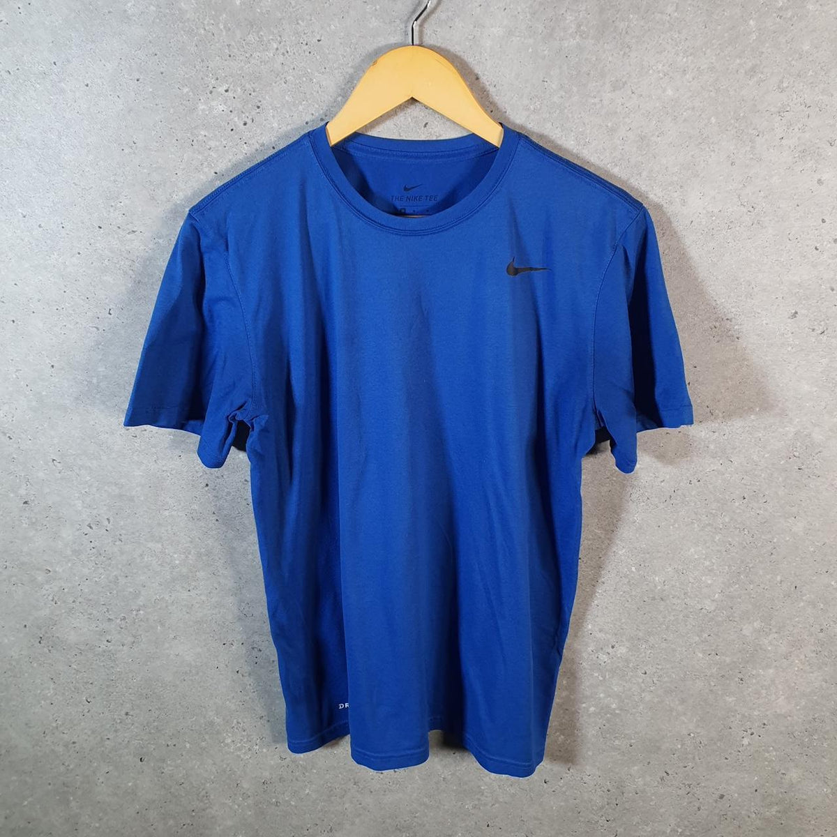 Vintage Nike Dri Fit Spellout T Shirt Men’s Medium Blue Logo Swoosh Athletic