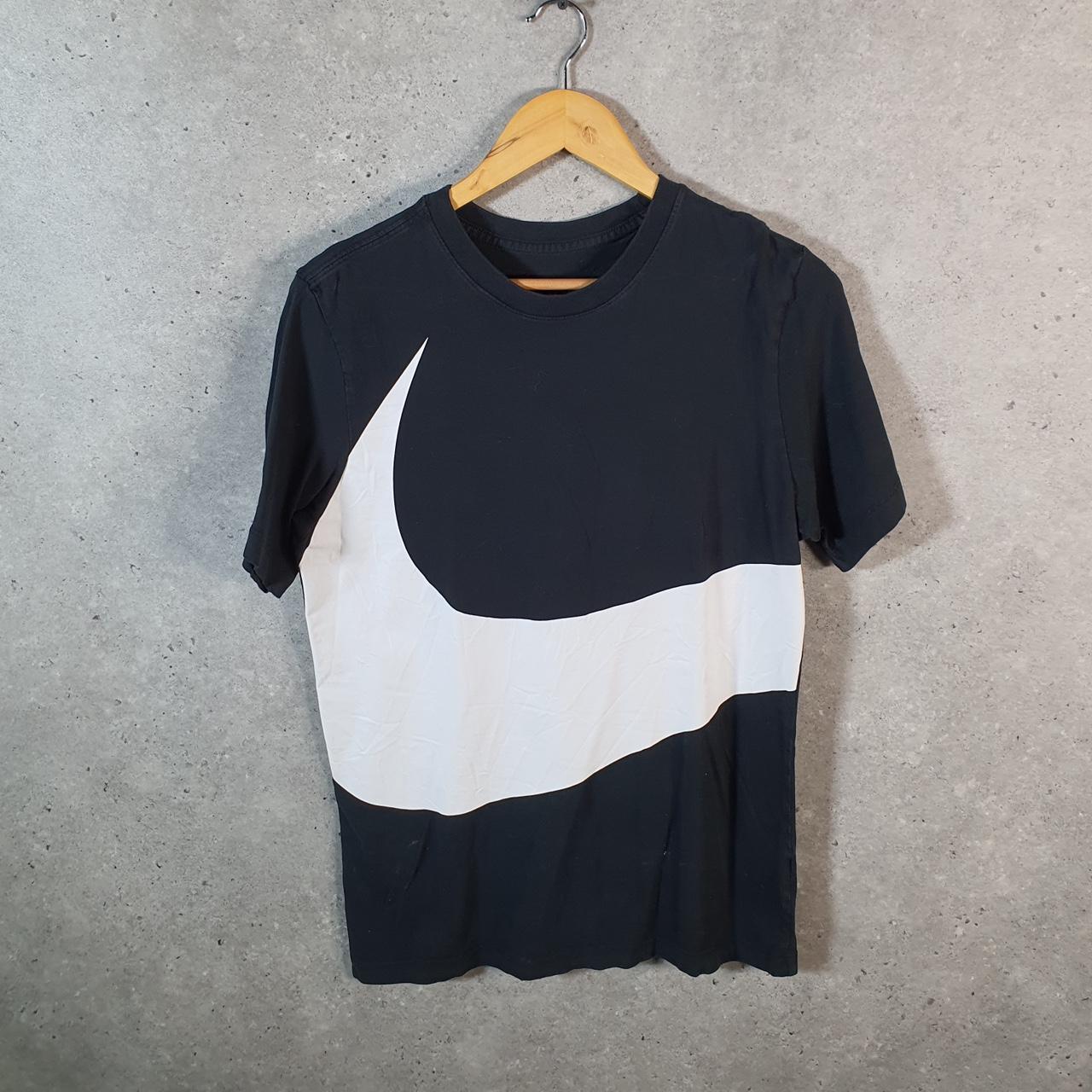 Vintage Nike T Shirt Men’s Small Black Printed Single Swoosh Logo Athletic Big Fish Vintage