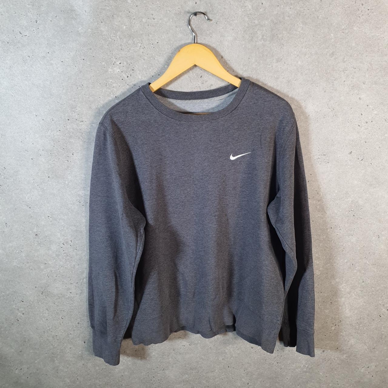 Vintage Nike Club Sweatshirt Men’s Medium Grey Swoosh Y2K Pullover Logo