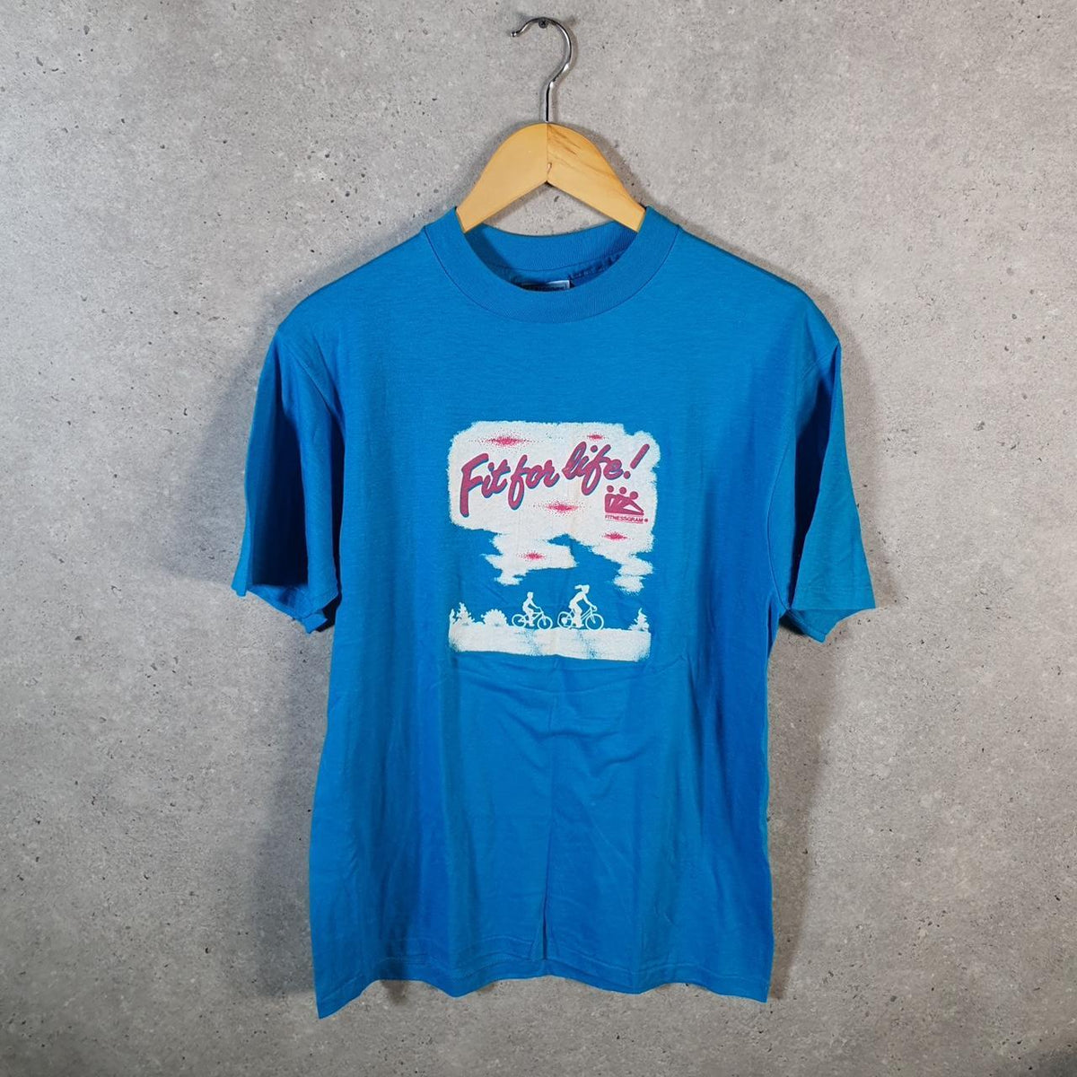 Vintage Hanes 50/50 Fitness For Life Flowers USA 90s Single Stitch T Shirt Men’s Medium Blue Big Fish Vintage