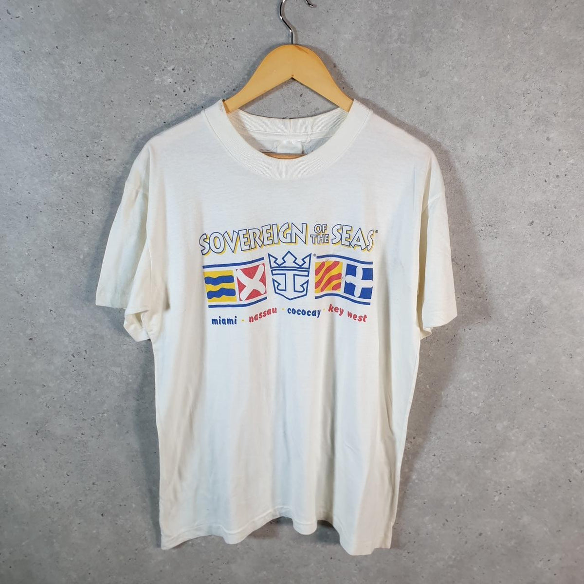 Vintage Sovereign Of The Seas Graphic USA 90s Single Stitch T Shirt Men’s Medium White C8737