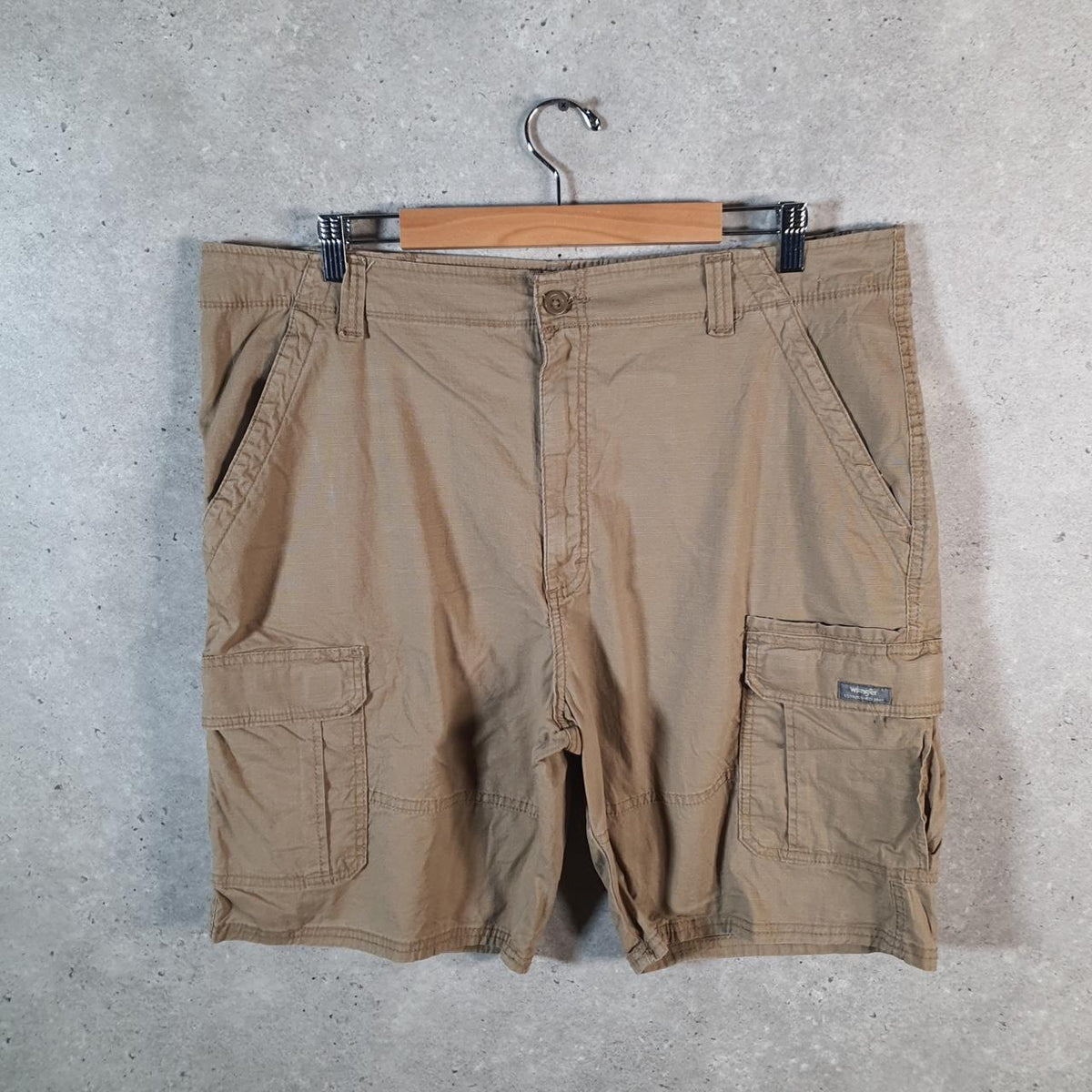 Vintage Wrangler Chino Shorts Jorts Cargo Men’s W40 Brown Baggy Cotton A4241