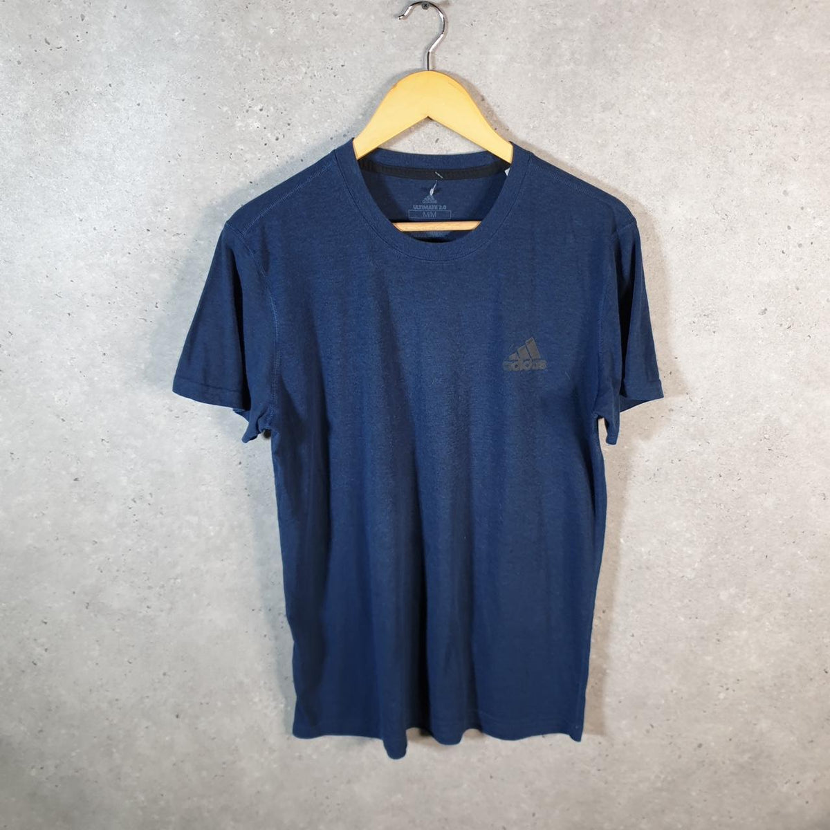 Vintage Adidas Ultimate 2.0 T Shirt Shirt Men’s Medium Blue Three Stripes Logo Athletic C9876