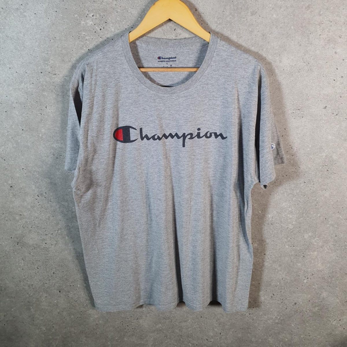 Vintage Champion Embroidered Spellout Logo T Shirt Men’s Large Grey USA Athletic