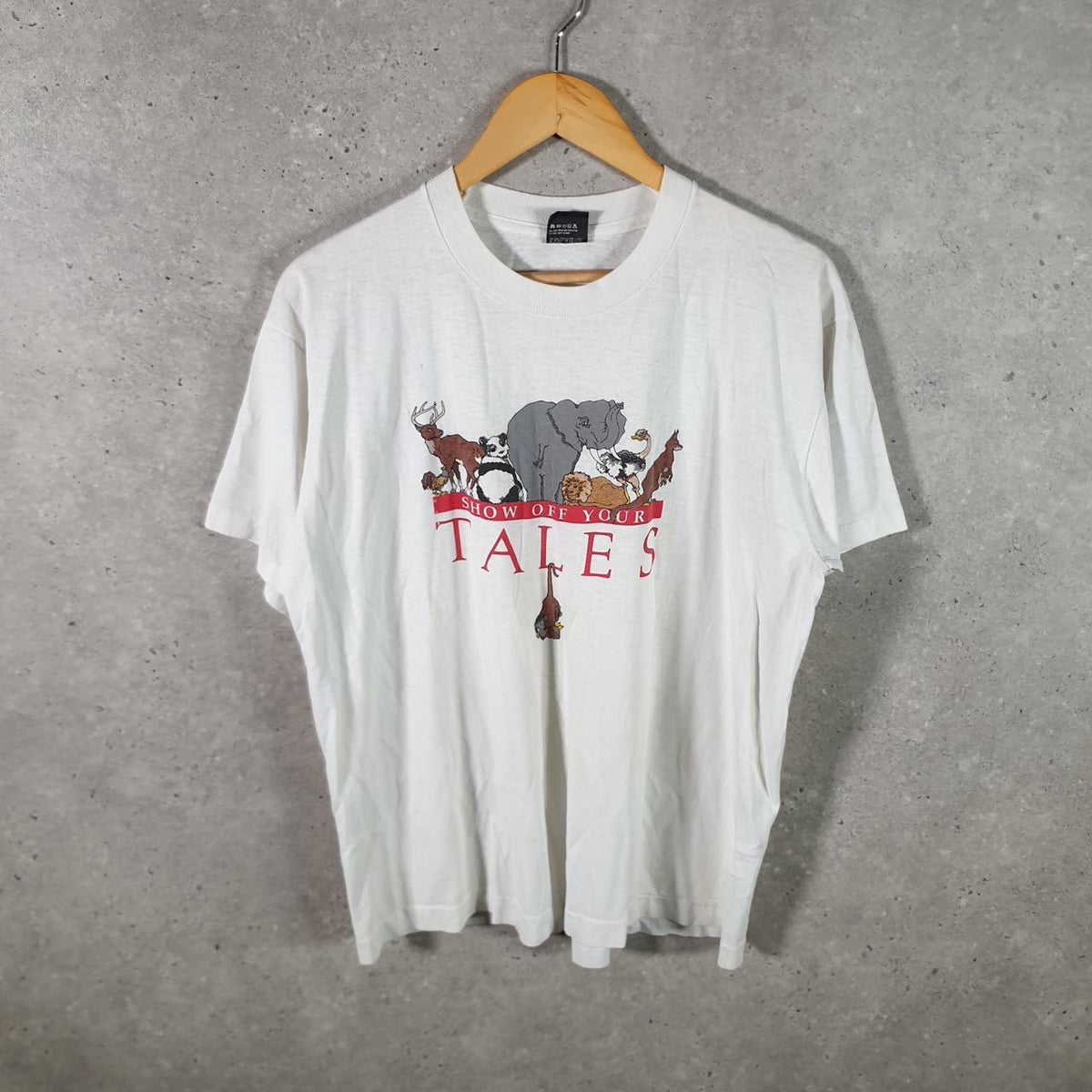 Vintage Screen Stars Best Animal Tales USA Single Stitch T Shirt Men’s XL White Big Fish Vintage