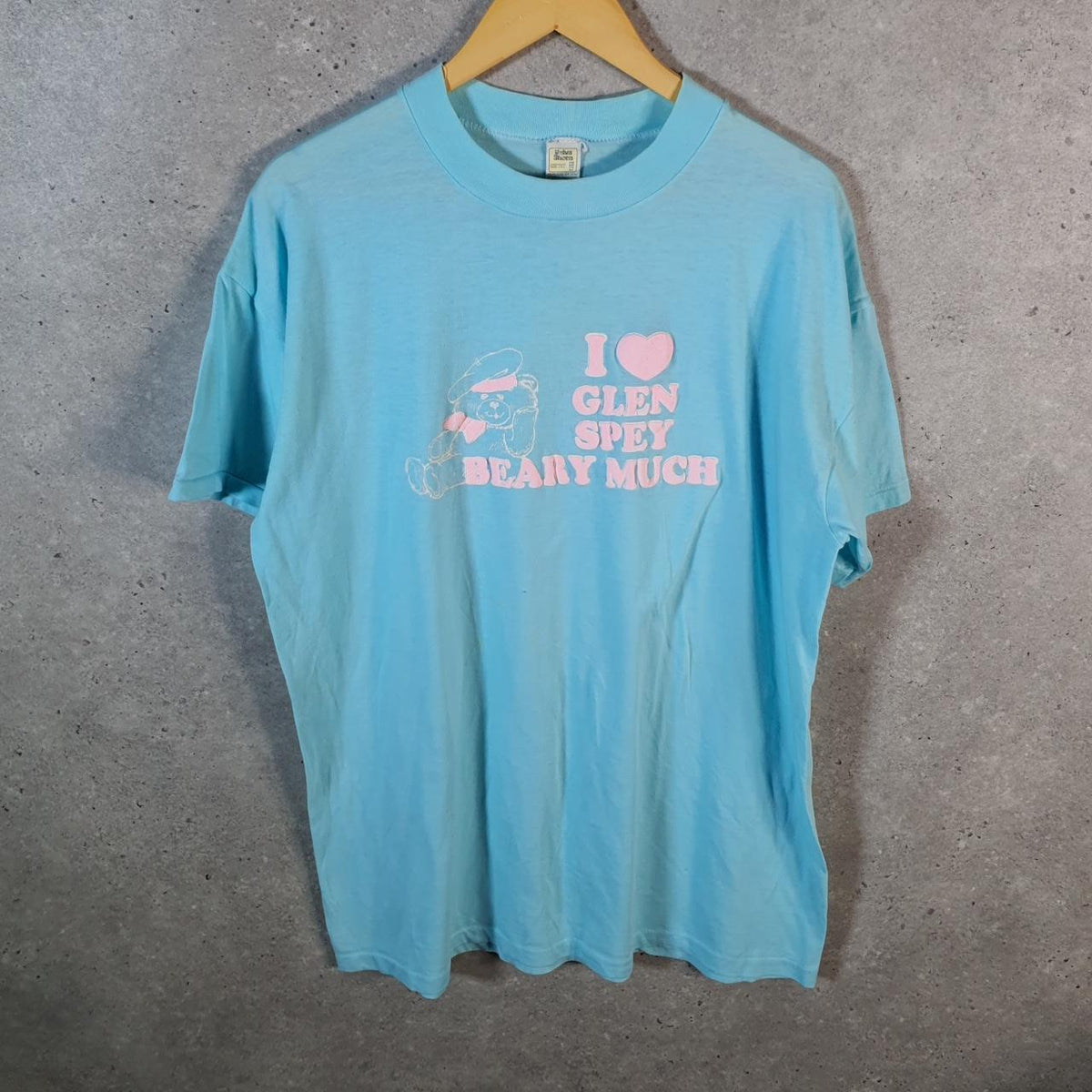 Vintage Velva Sheen Glen Spey Bear Graphic USA Single Stitch T Shirt Men’s Large Blue