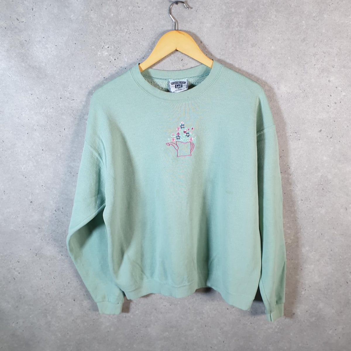 Vintage Lee Heavyweight Sweatshirt Men’s Large Blue USA Flowers Vase Embroidered