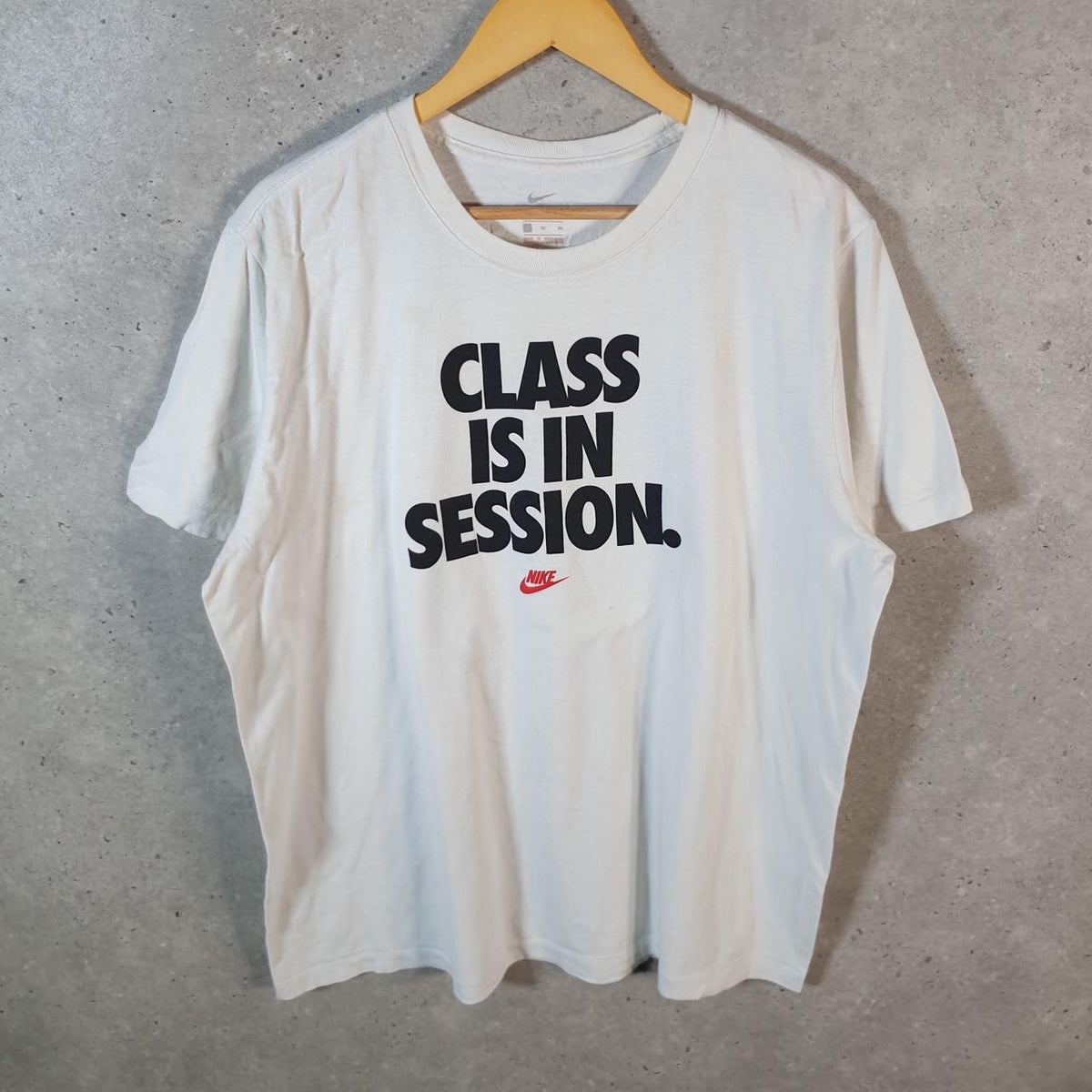 Vintage Nike Club Is In Session T Shirt Men’s XL White Logo Swoosh Athletic