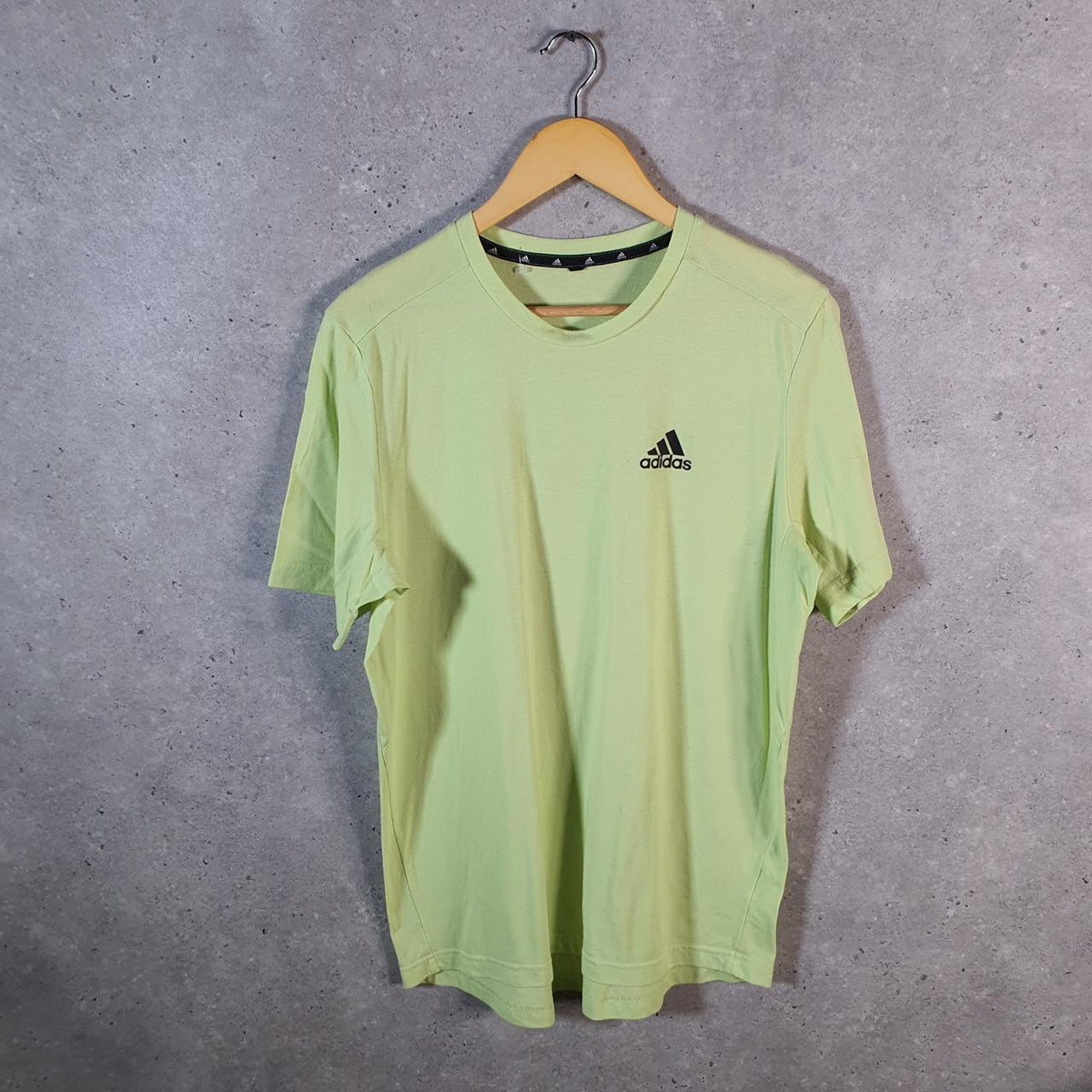Vintage Adidas Aeroready T Shirt Men’s Large Green Three Stripes Logo Athletic