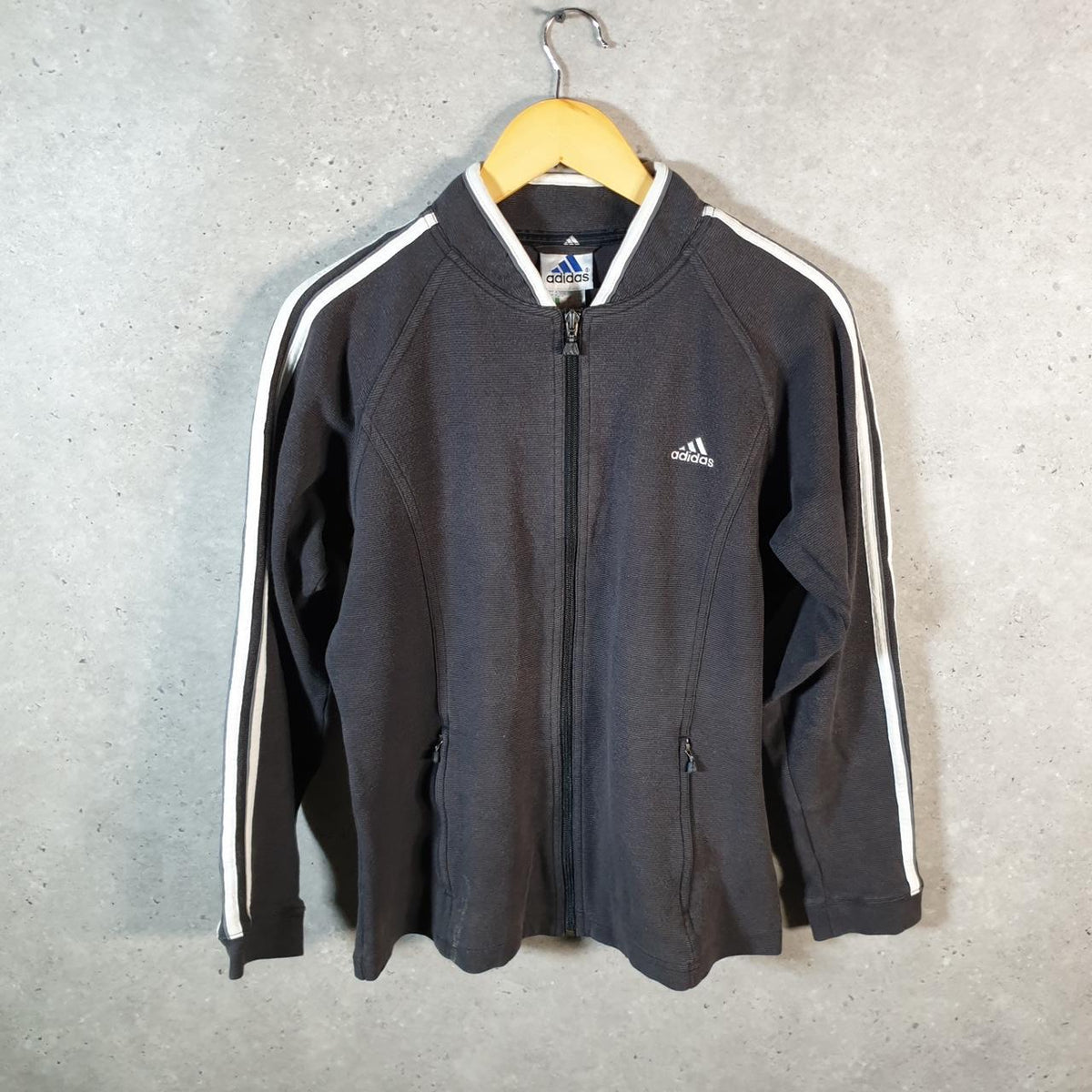 Vintage Adidas Sweatshirt Womens Medium Black Spellout Logo Full Zip