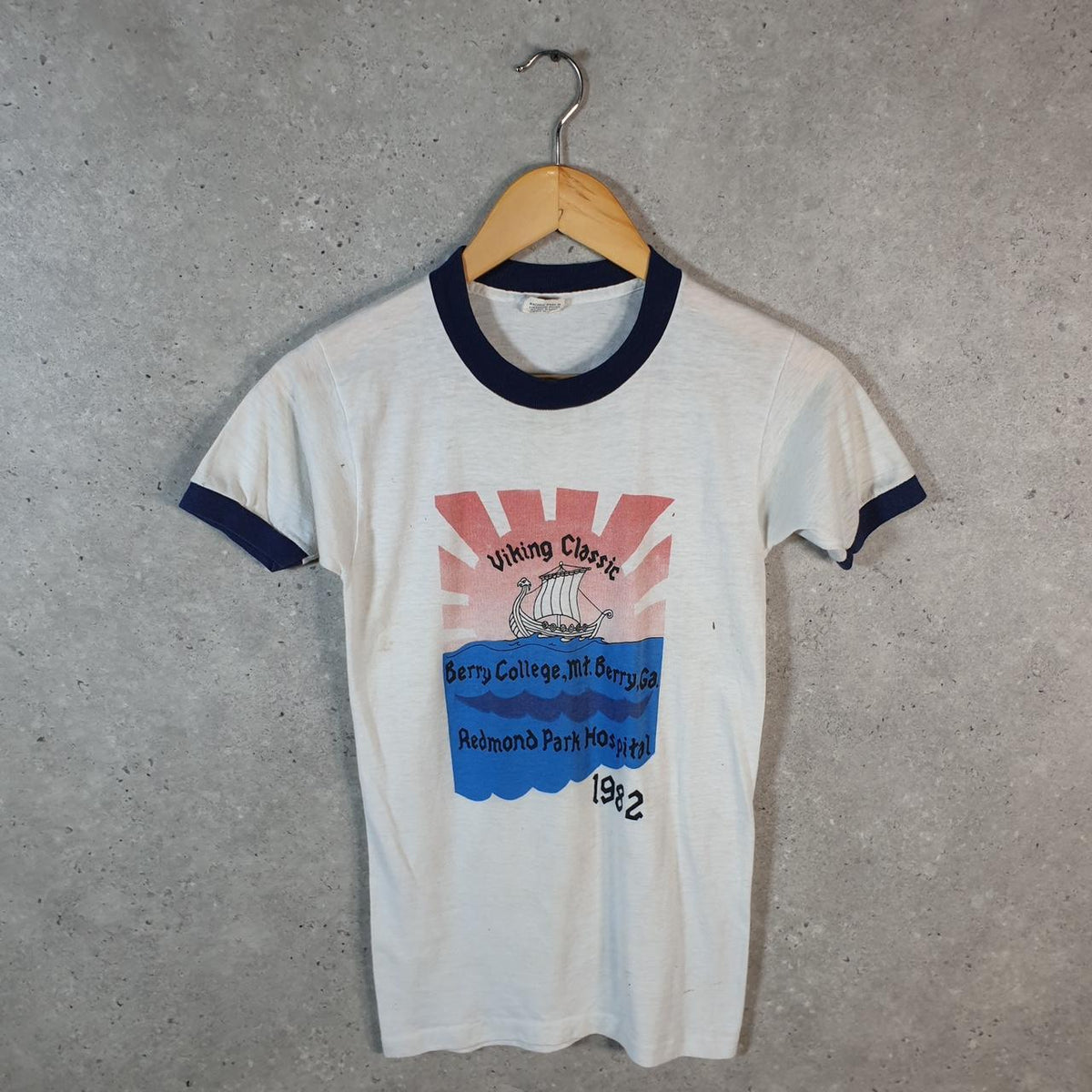 Vintage Viking Classic Berry College Redmond Park 1982 Single Stitch T Shirt Men’s Small White