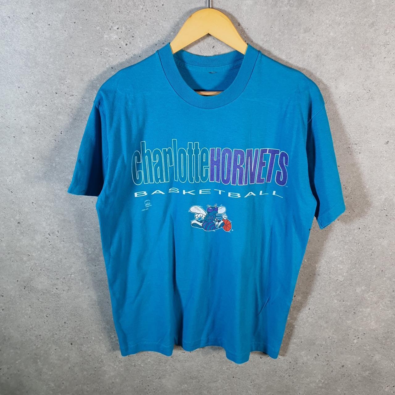 Vintage Charlotte Hornets Basketball 90s USA Single Stitch T Shirt Men’s Small Blue